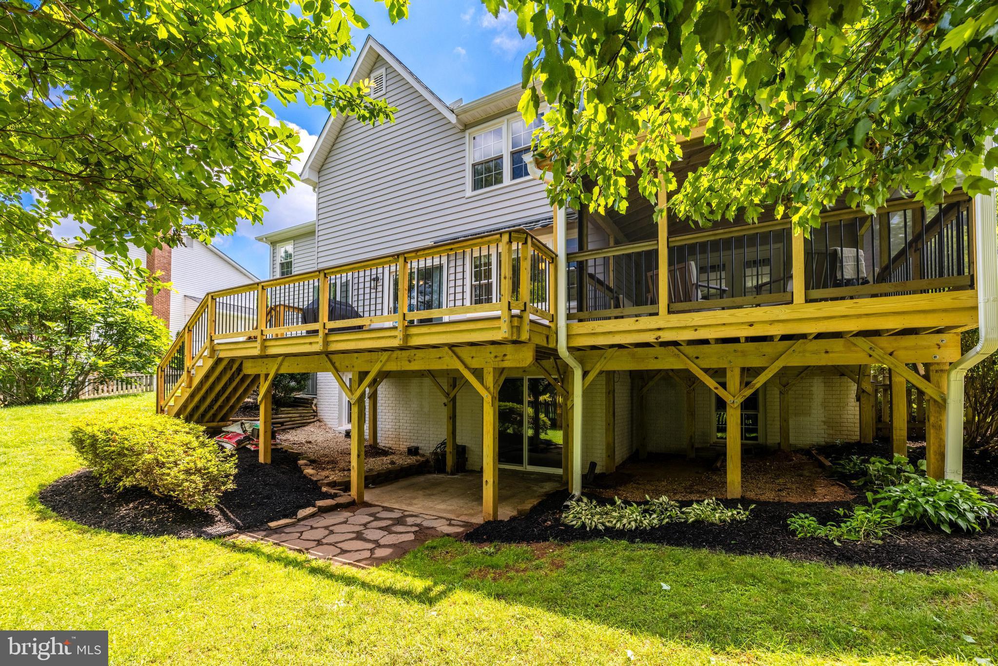 FRANKLIN GLEN - Residential