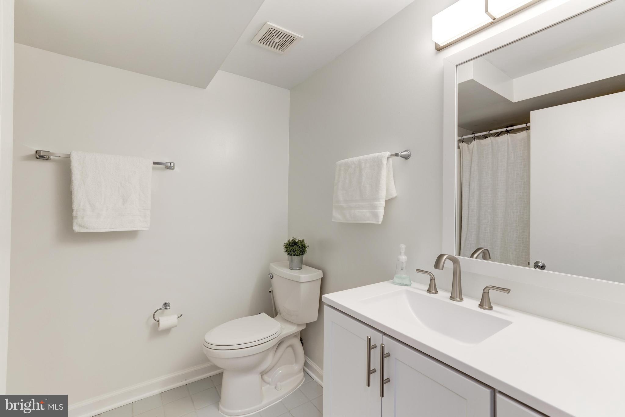 FRANKLIN GLEN - Residential