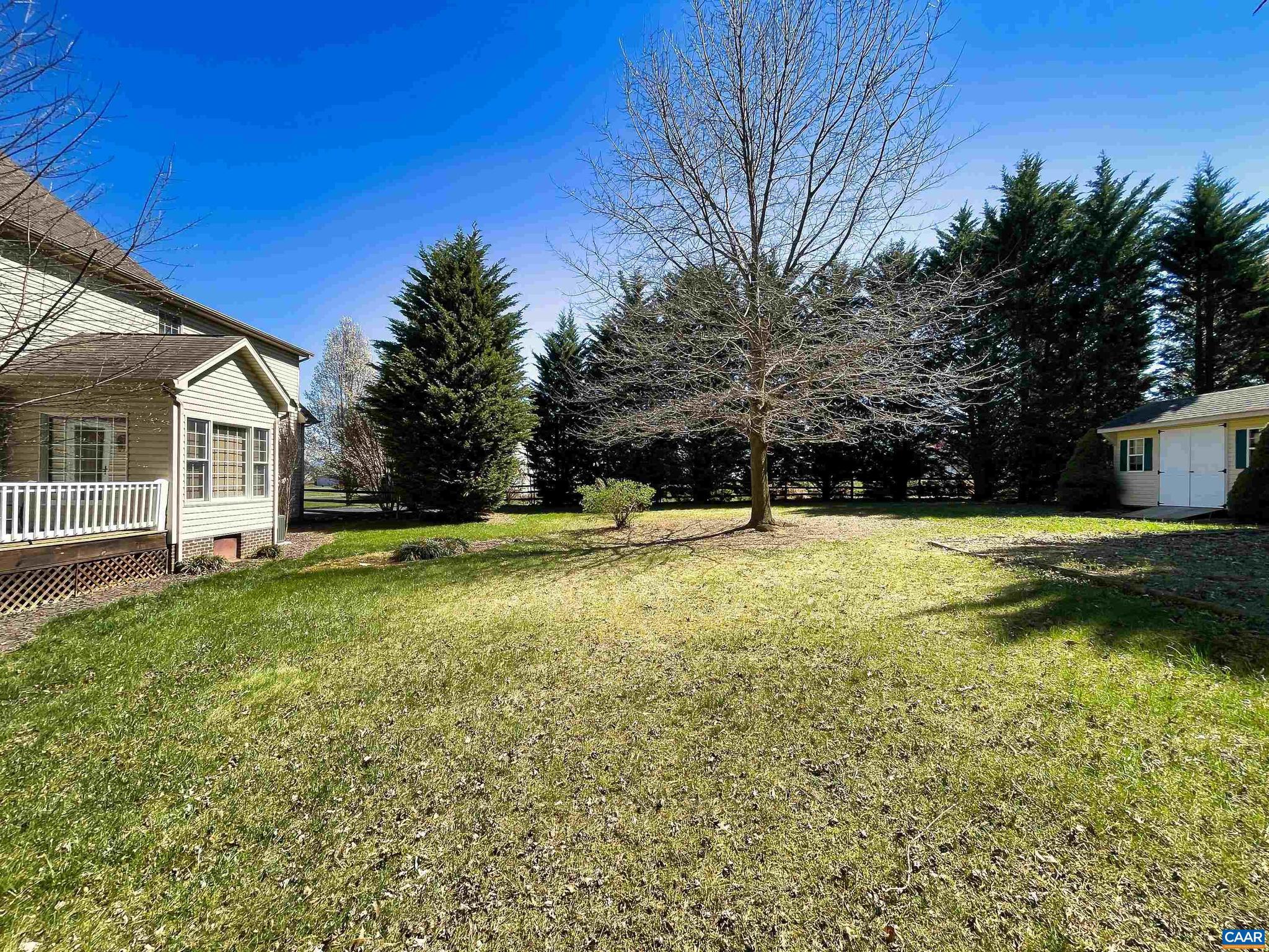 EMERALD HILLS - Residential