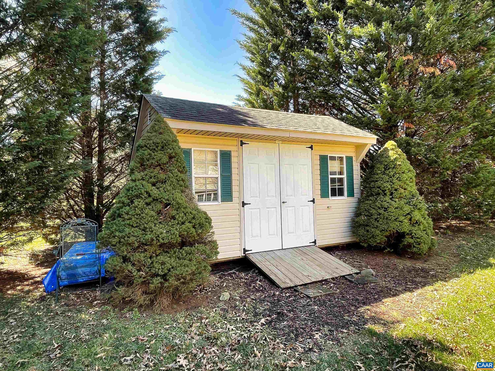 EMERALD HILLS - Residential