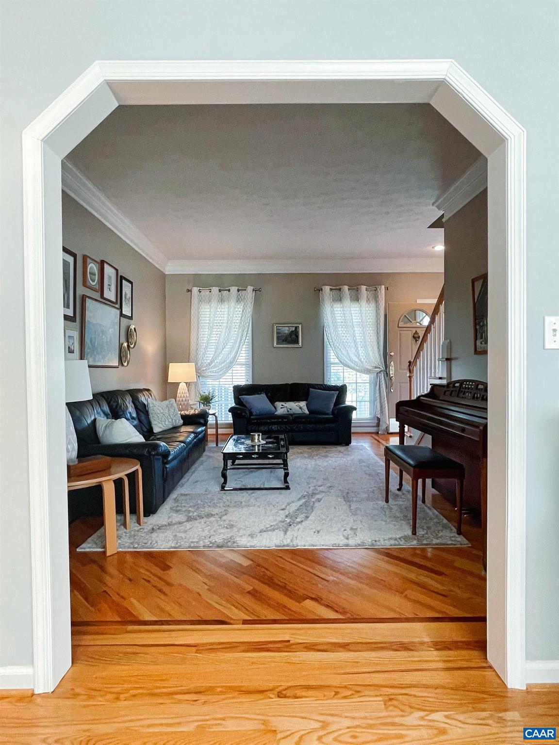 EMERALD HILLS - Residential