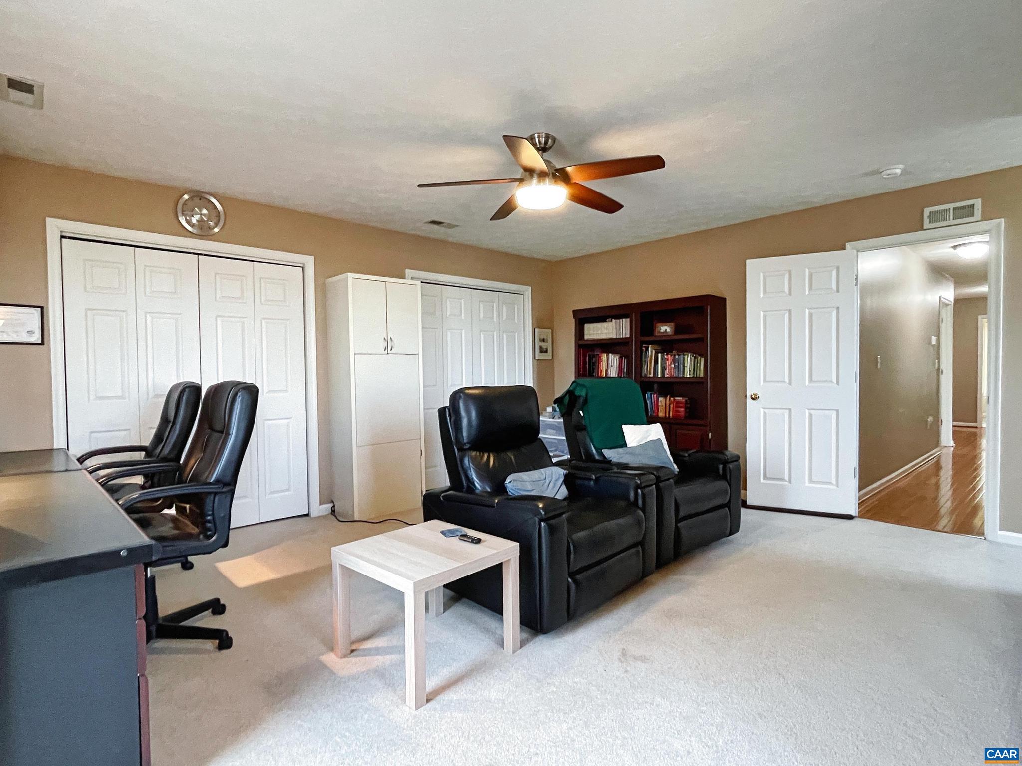 EMERALD HILLS - Residential