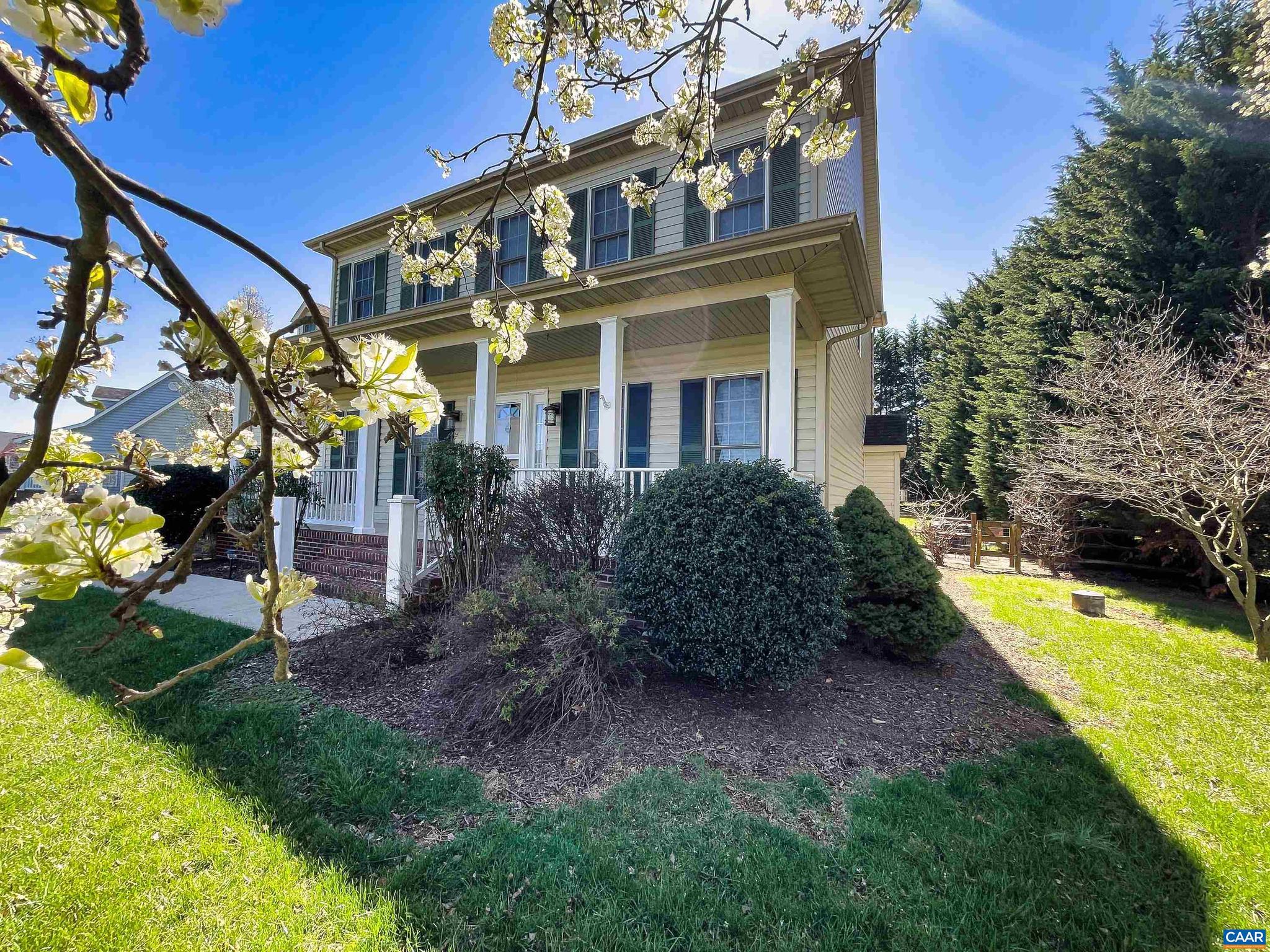 EMERALD HILLS - Residential