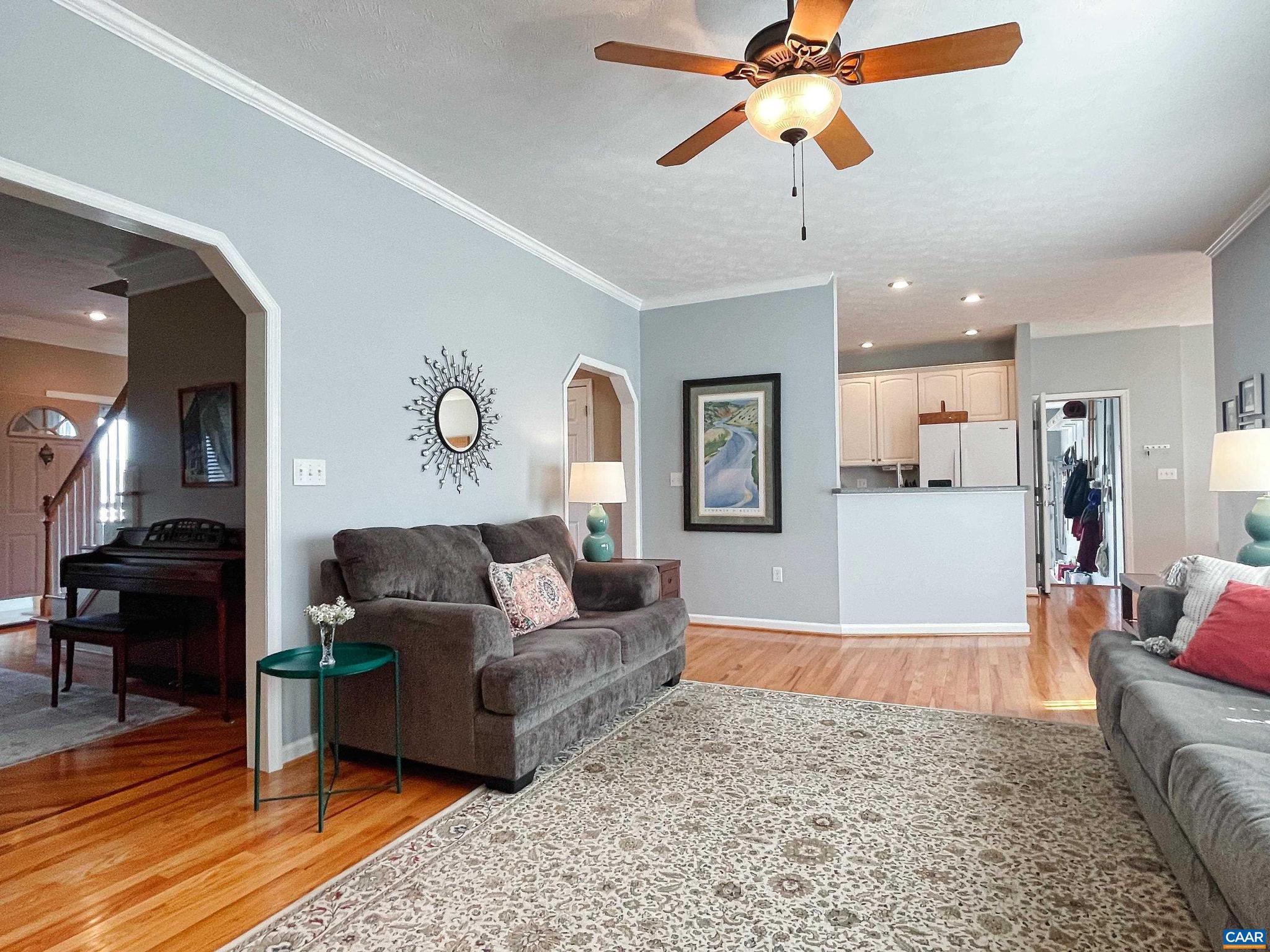 EMERALD HILLS - Residential