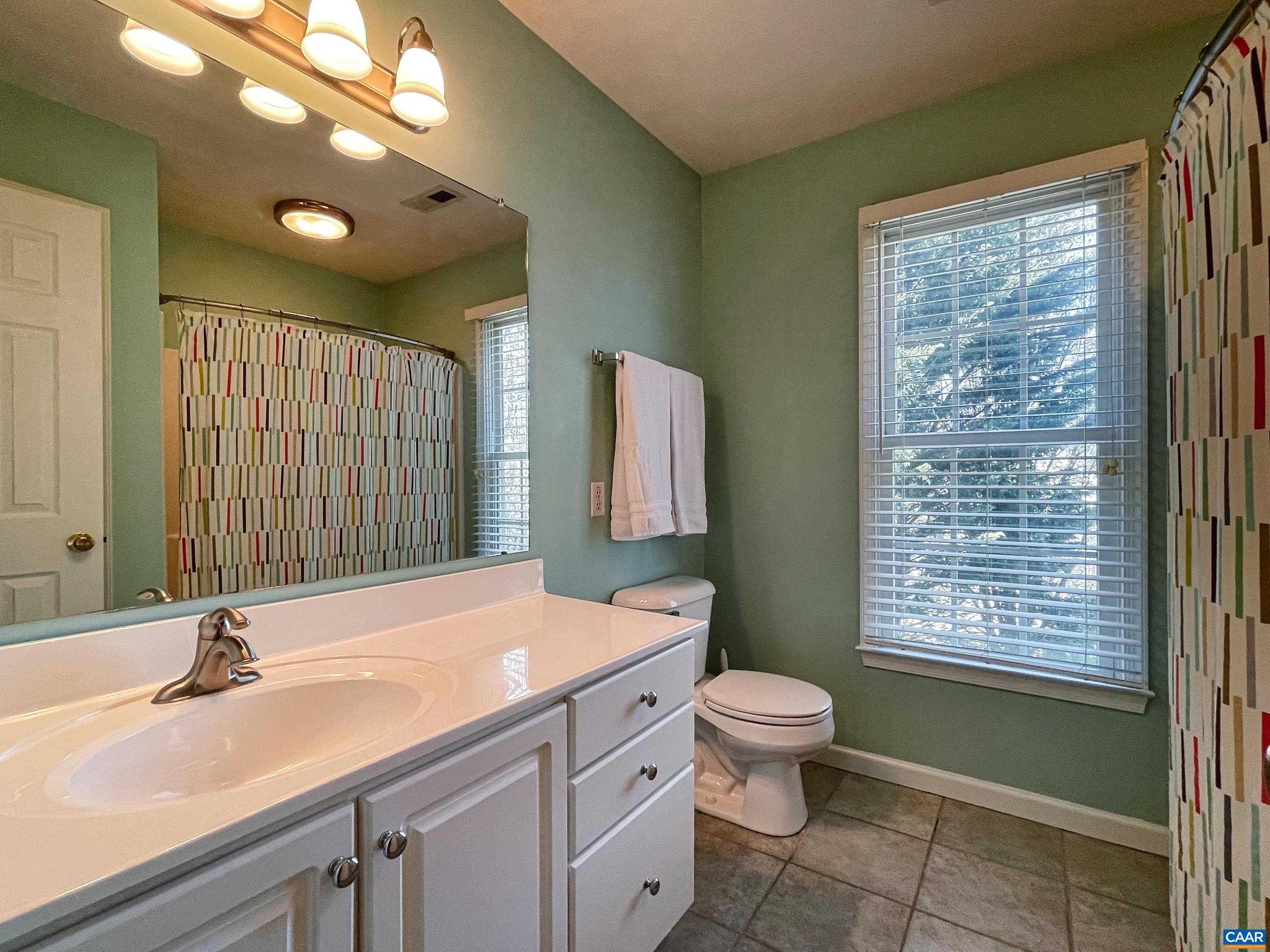 EMERALD HILLS - Residential