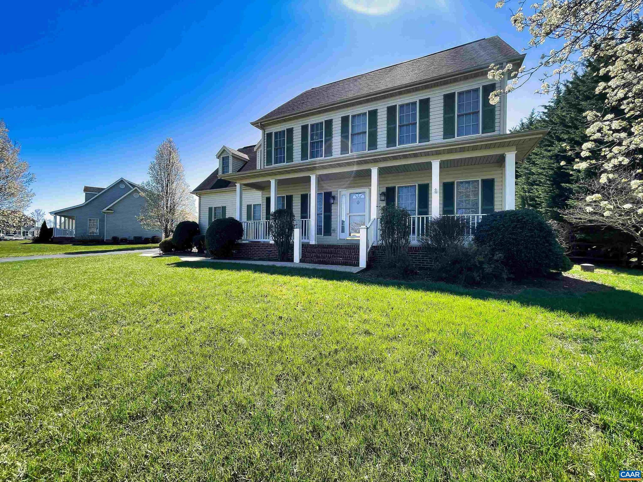 EMERALD HILLS - Residential