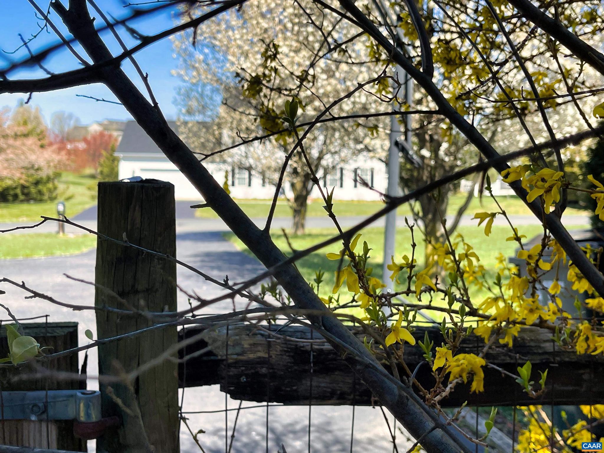 EMERALD HILLS - Residential