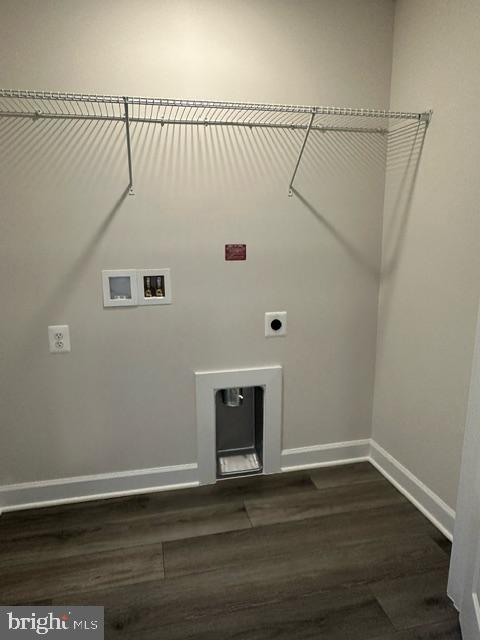 CARLYN PLACE - Residential Lease