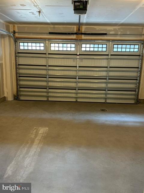 CARLYN PLACE - Residential Lease