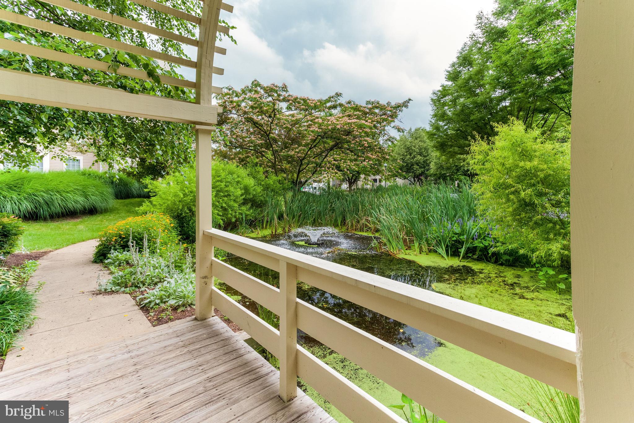 PINECREST - Residential