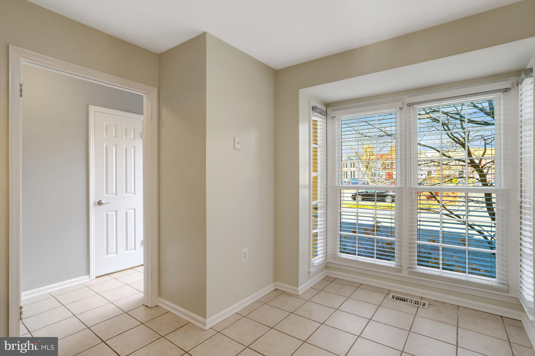 PINECREST - Residential