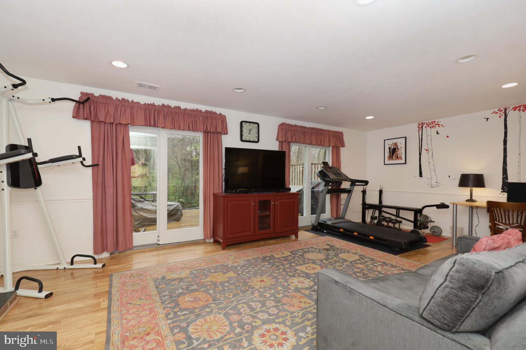 FOREST EDGE - Residential