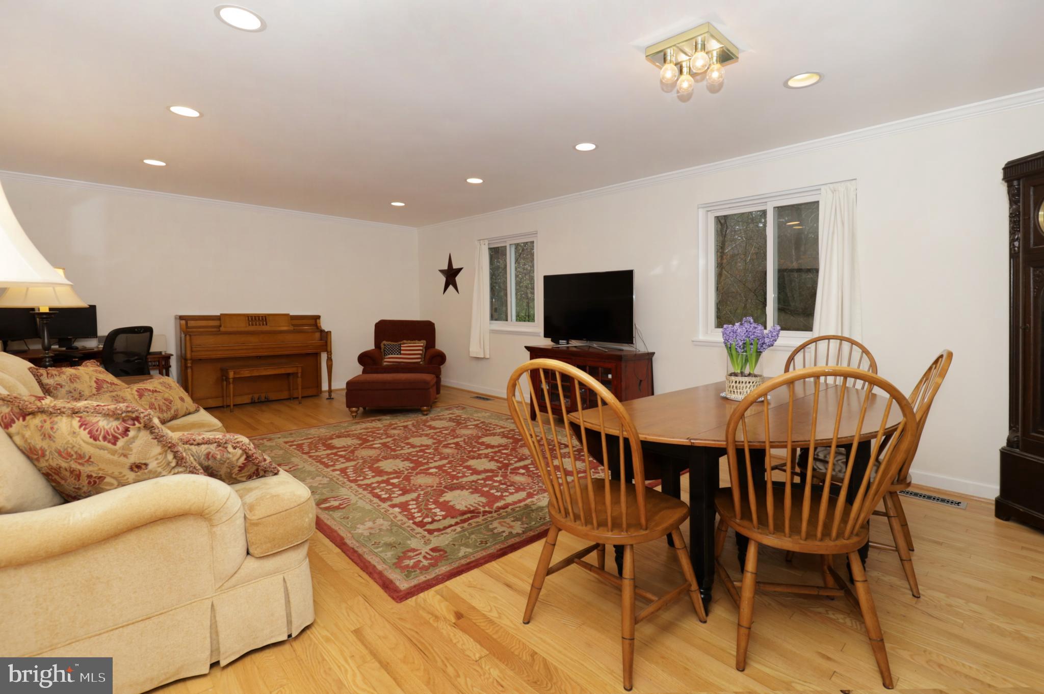 FOREST EDGE - Residential