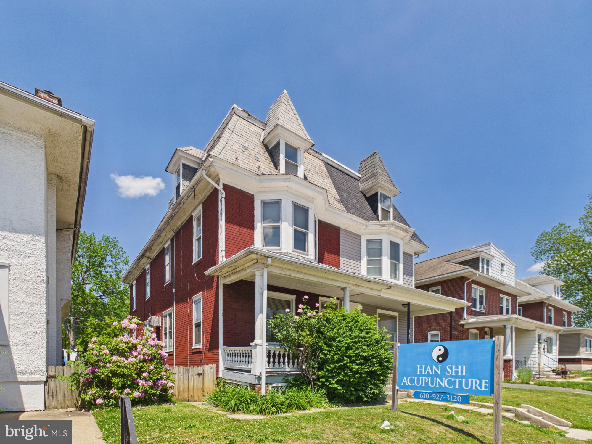 WEST LAWN - Commercial Sale