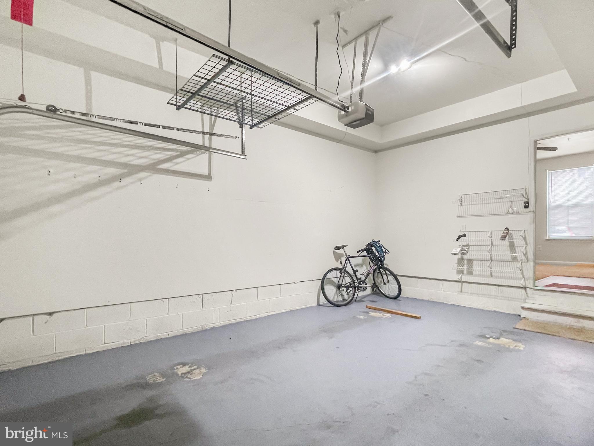 ALBEMARLE SQUARE - Residential Lease