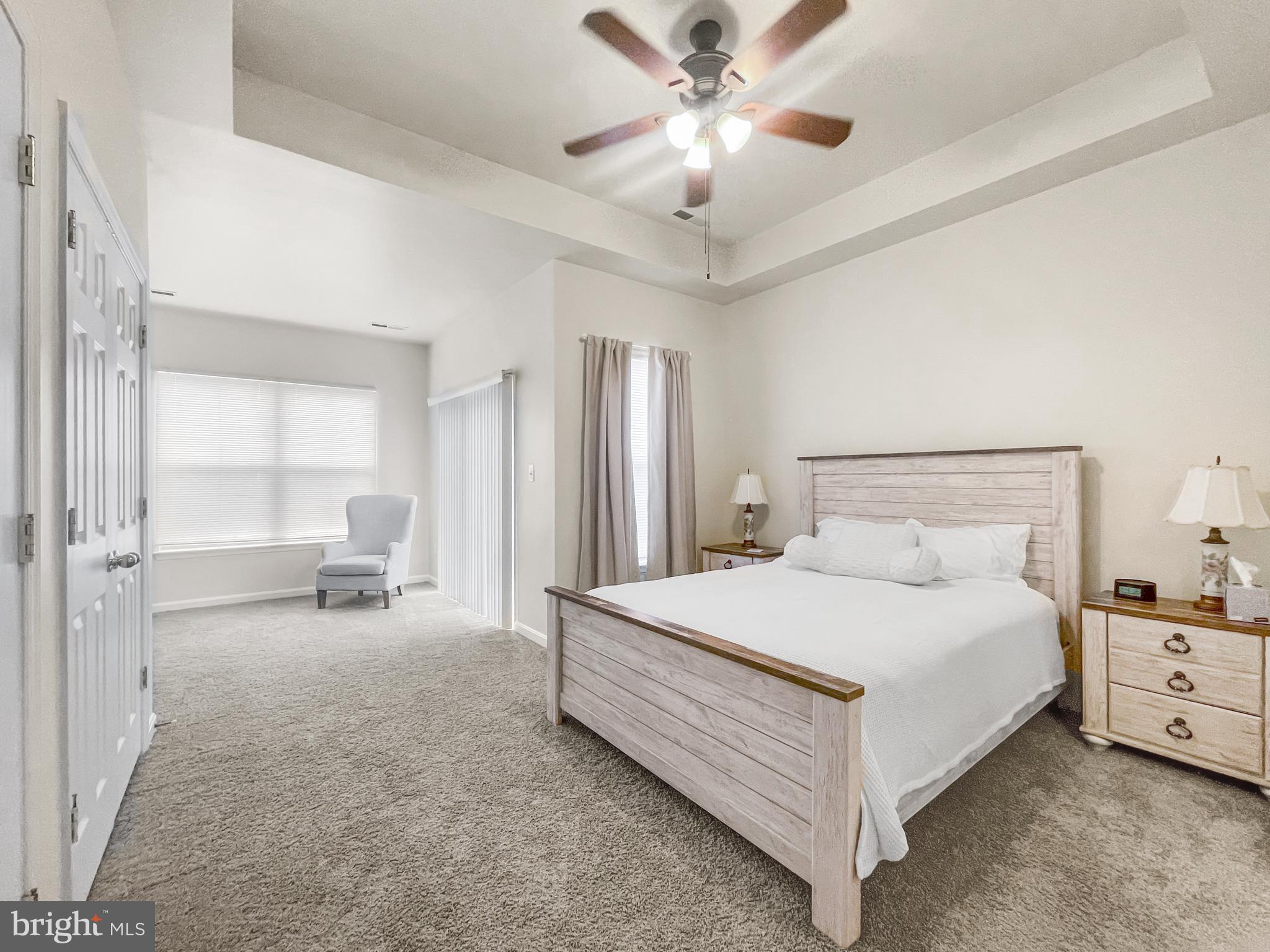 ALBEMARLE SQUARE - Residential Lease