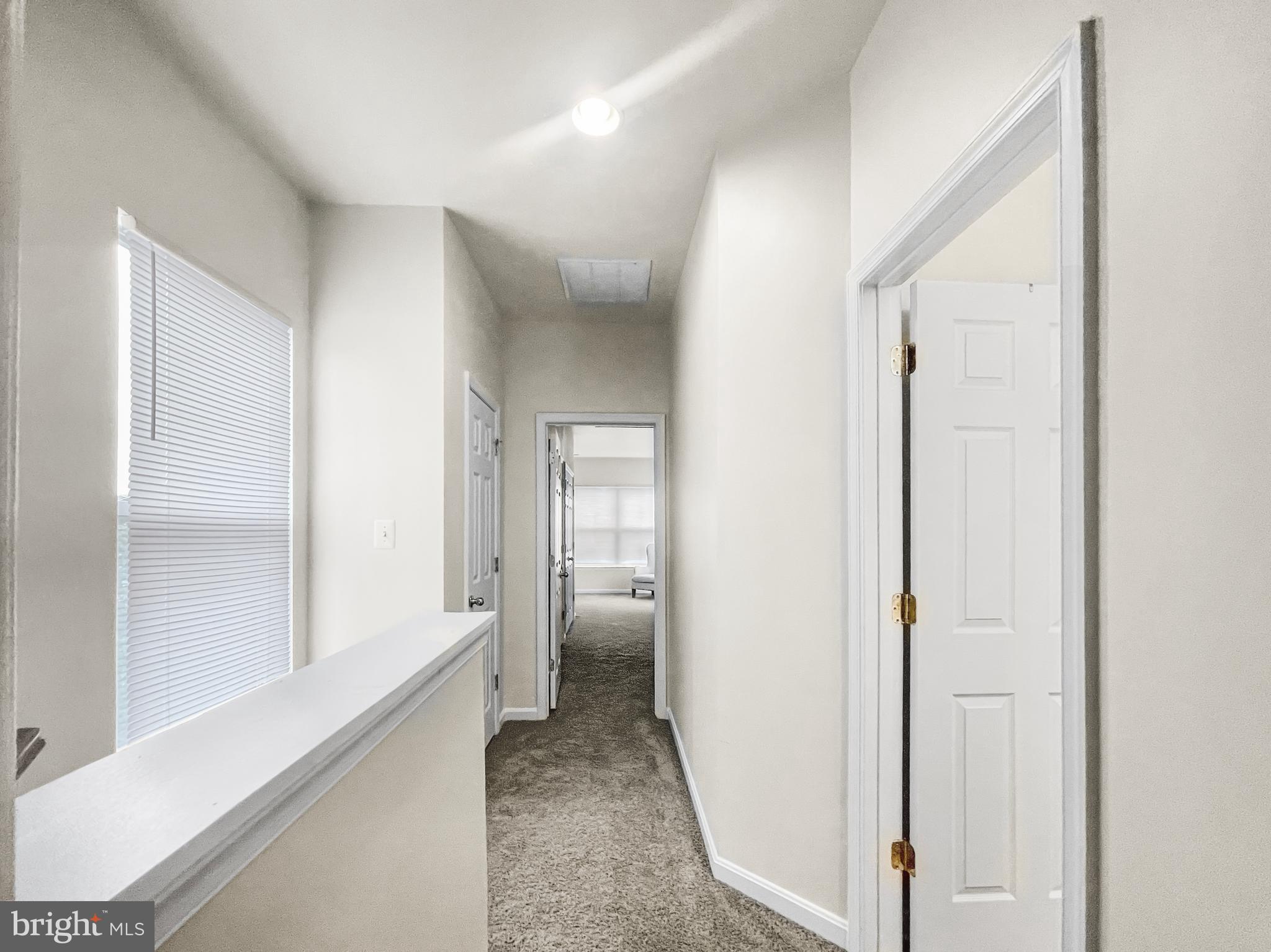 ALBEMARLE SQUARE - Residential Lease