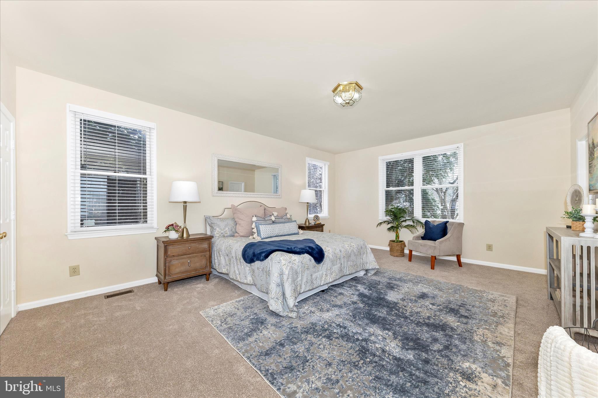 KENTSDALE ESTATES - Residential