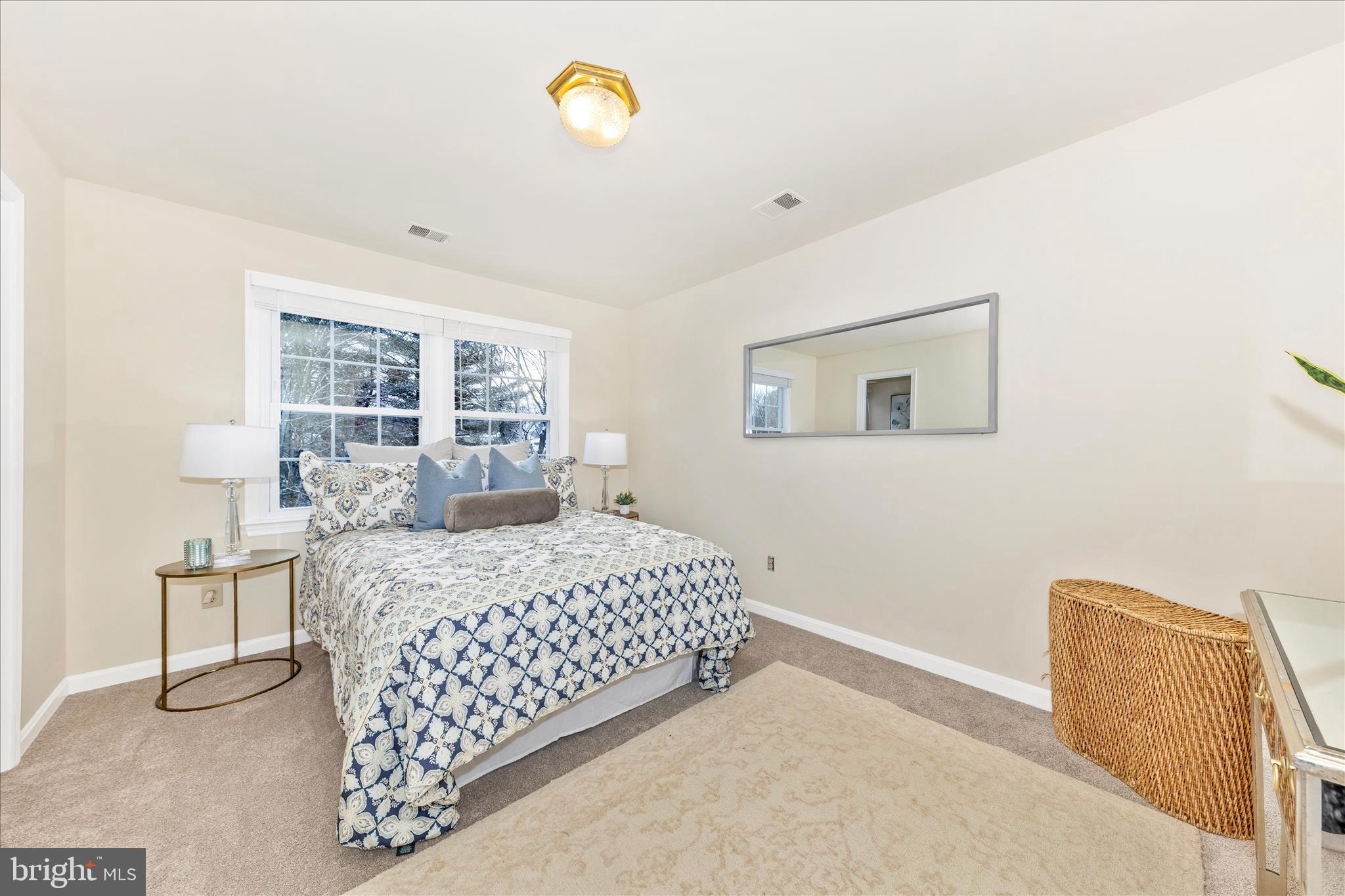 KENTSDALE ESTATES - Residential