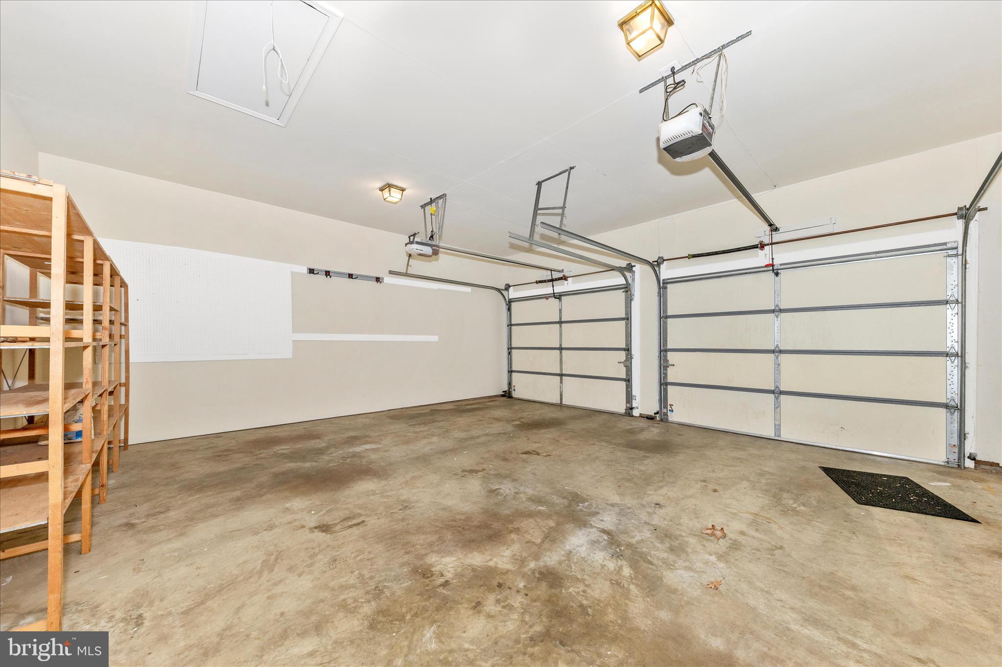 KENTSDALE ESTATES - Residential