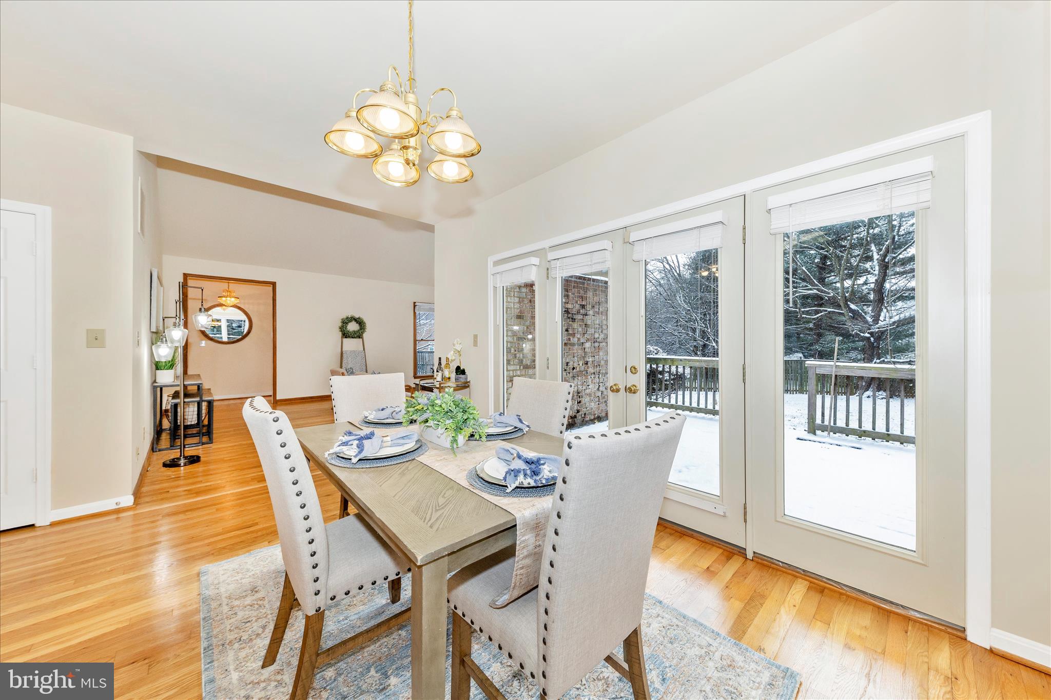 KENTSDALE ESTATES - Residential