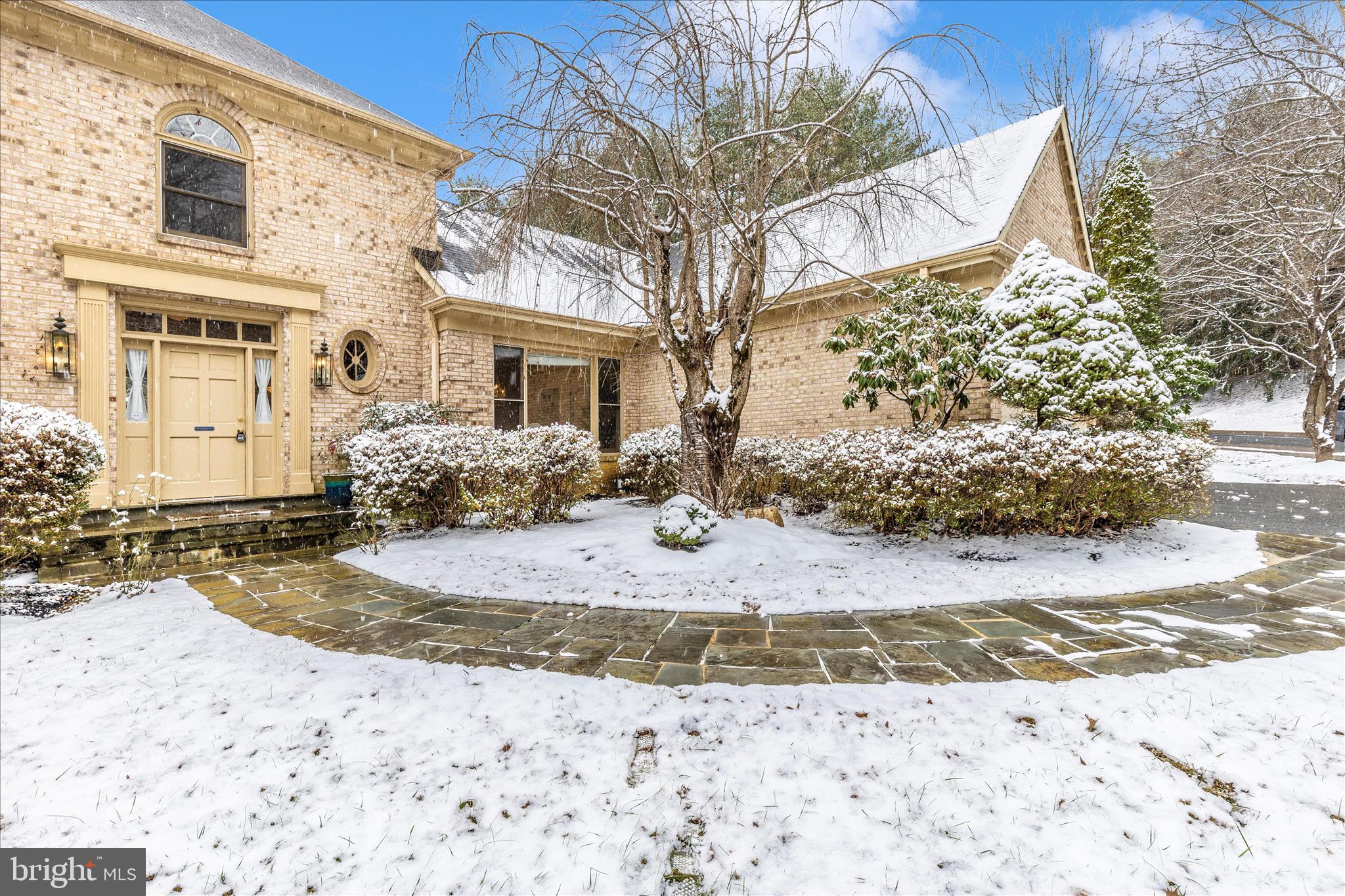 KENTSDALE ESTATES - Residential