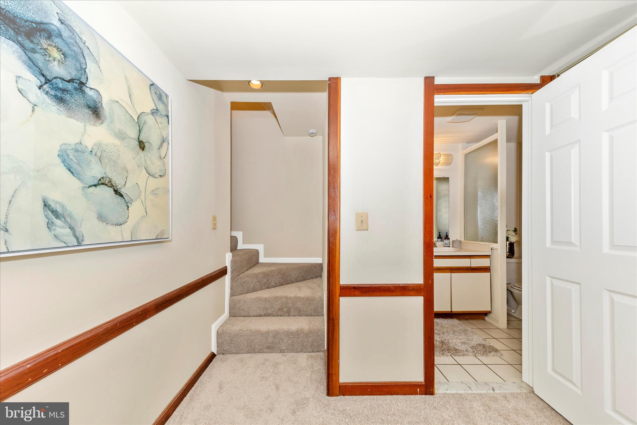 KENTSDALE ESTATES - Residential