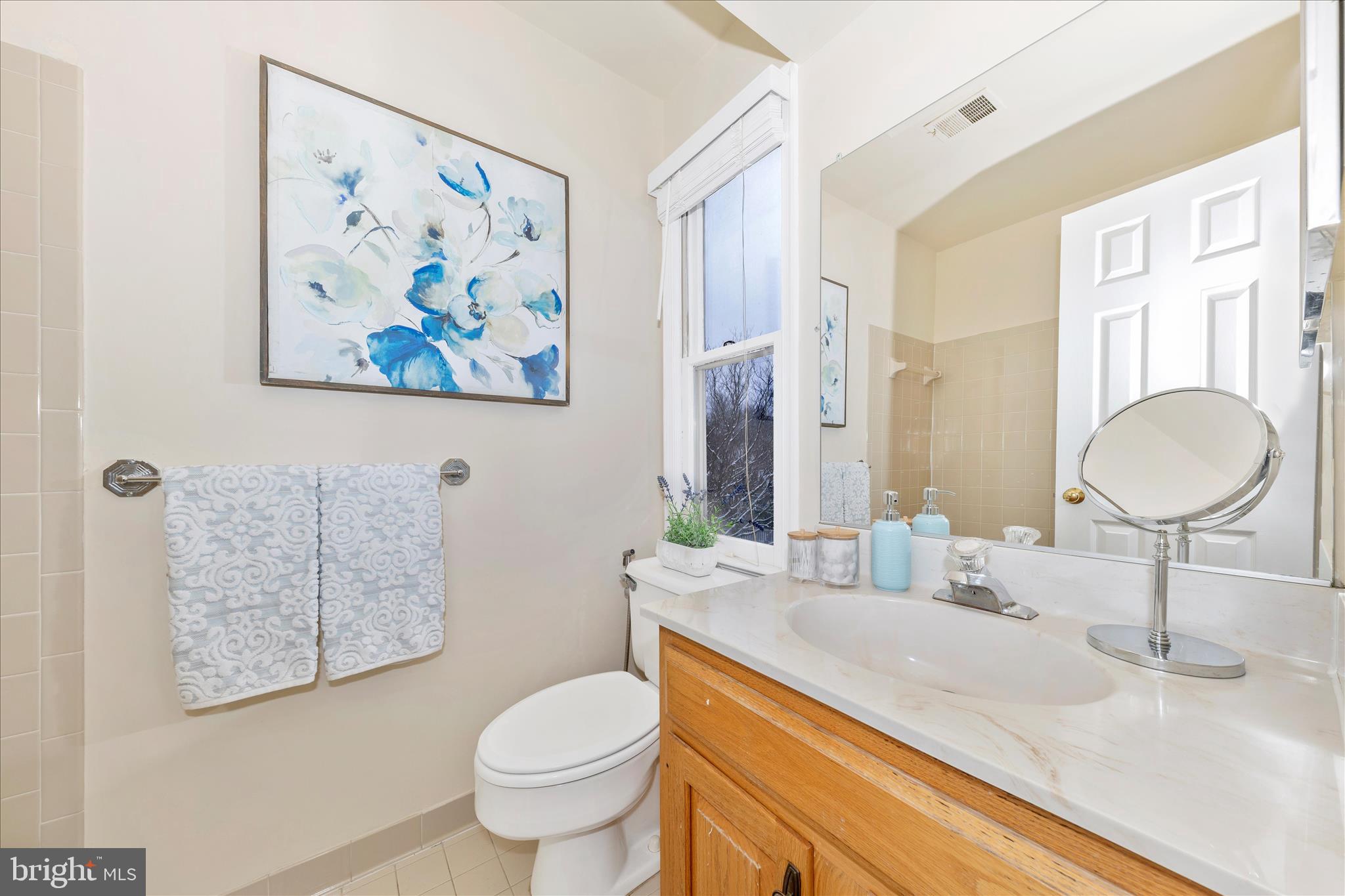 KENTSDALE ESTATES - Residential