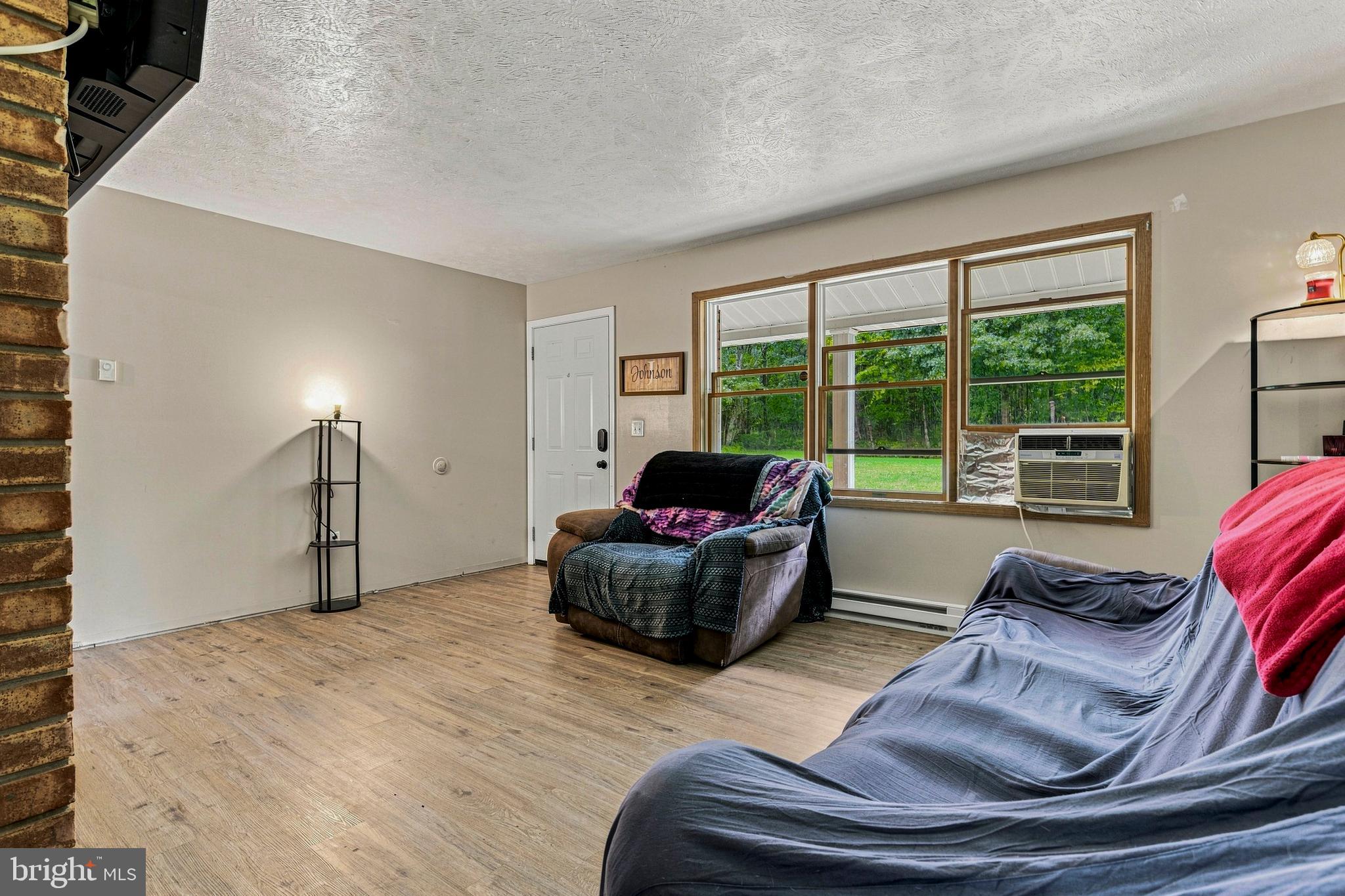 1366 DEER HAVEN ROAD
