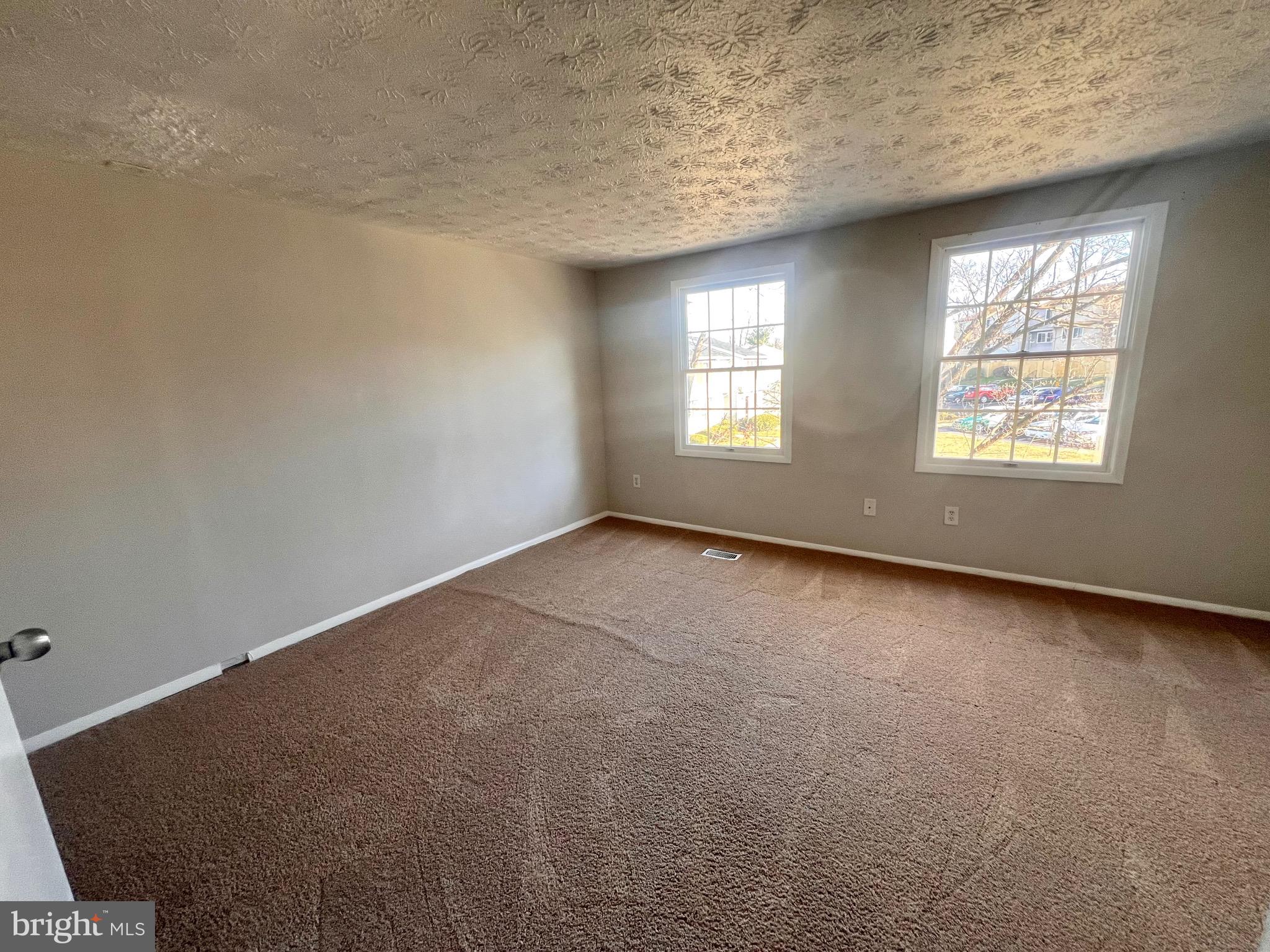 DEVILS REACH CONDOS - Residential