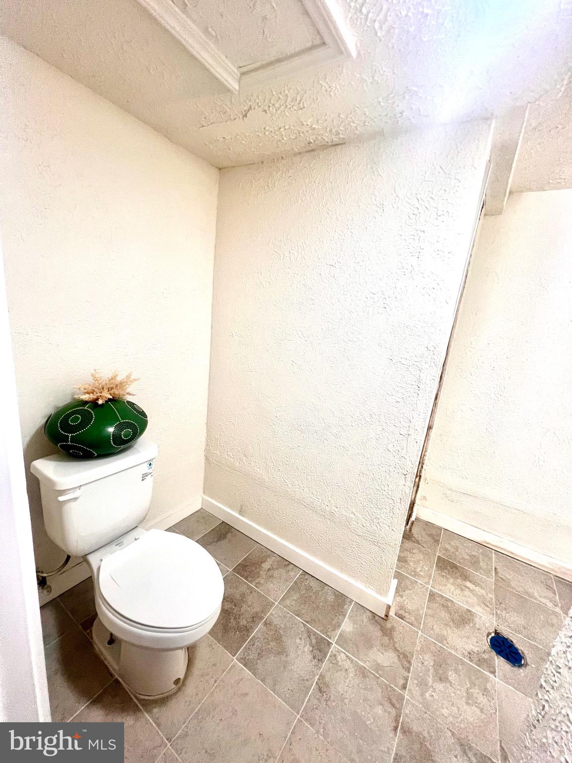 DEVILS REACH CONDOS - Residential