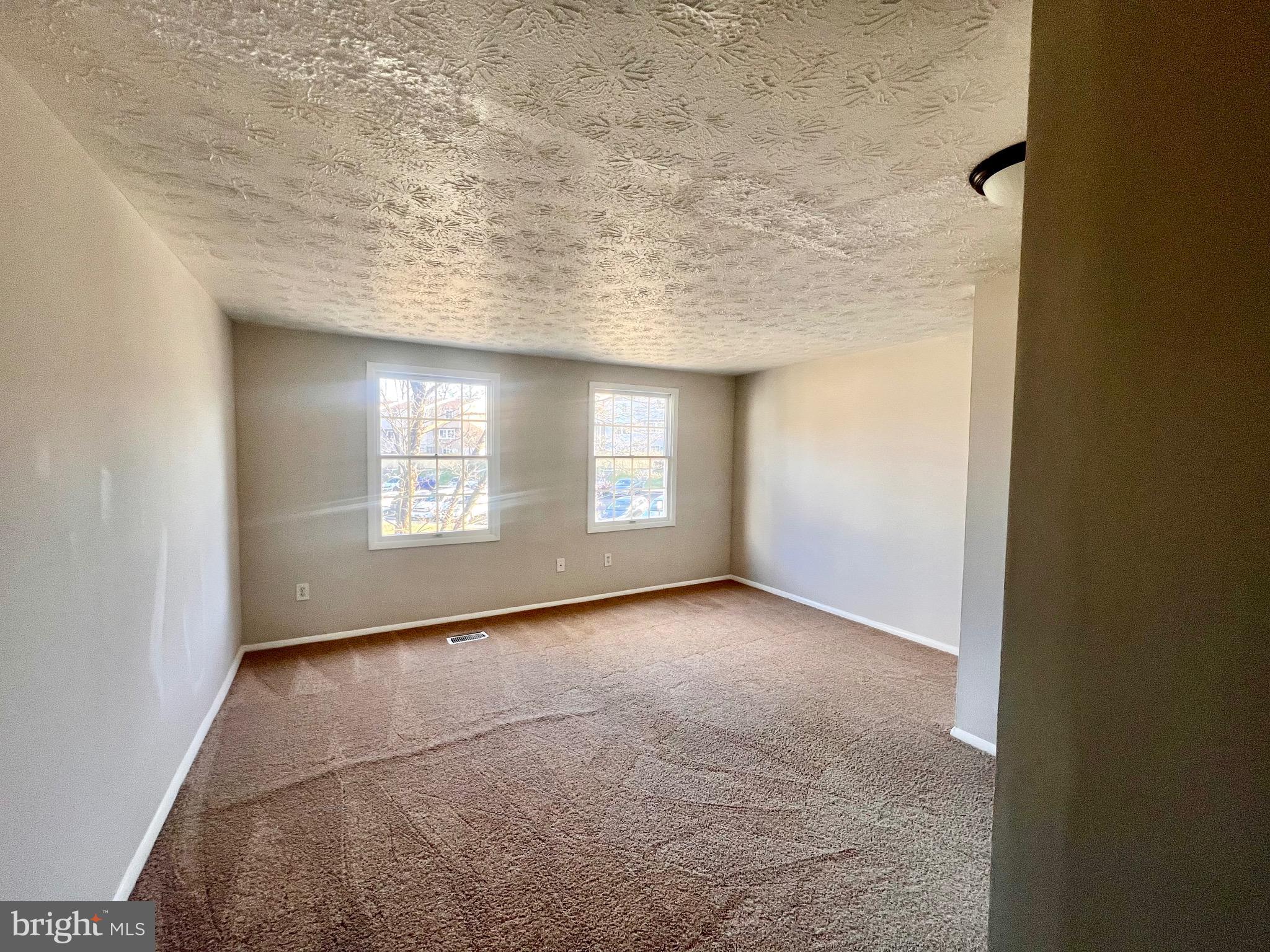 DEVILS REACH CONDOS - Residential