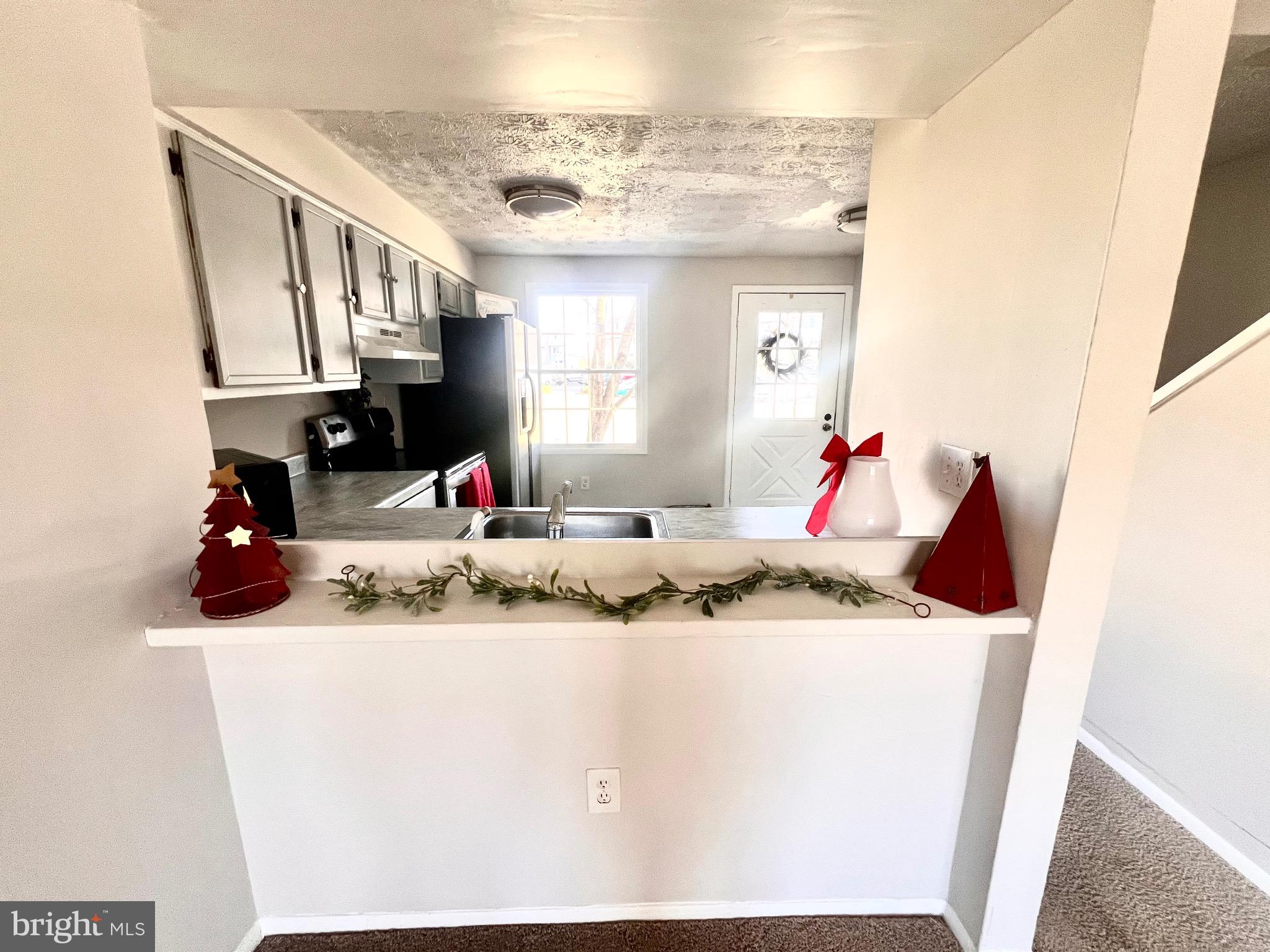 DEVILS REACH CONDOS - Residential