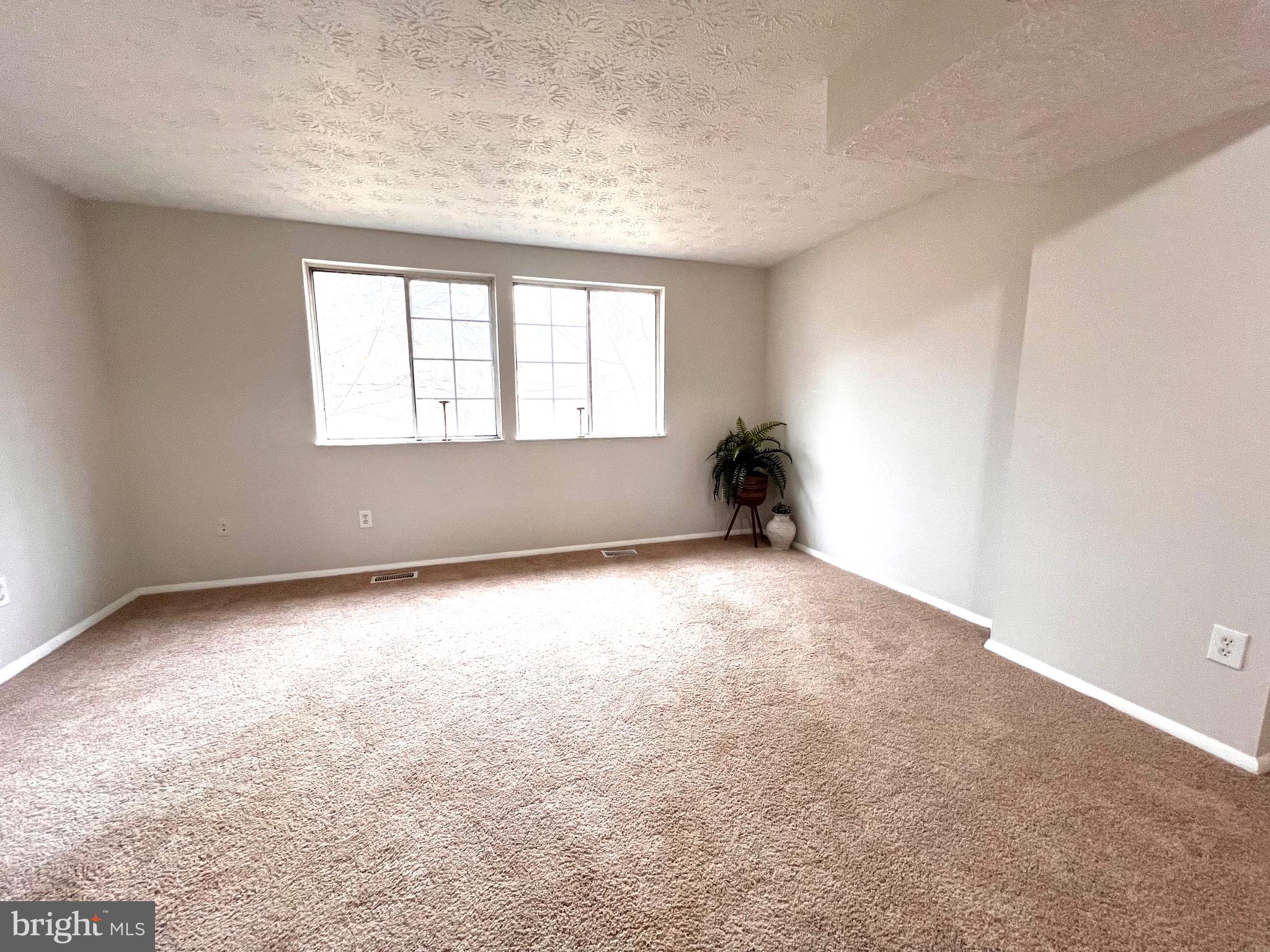 DEVILS REACH CONDOS - Residential