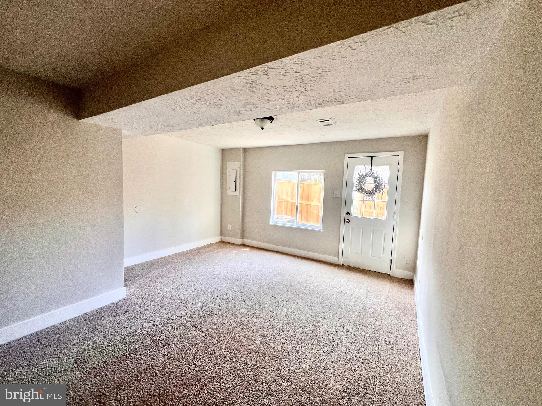 DEVILS REACH CONDOS - Residential