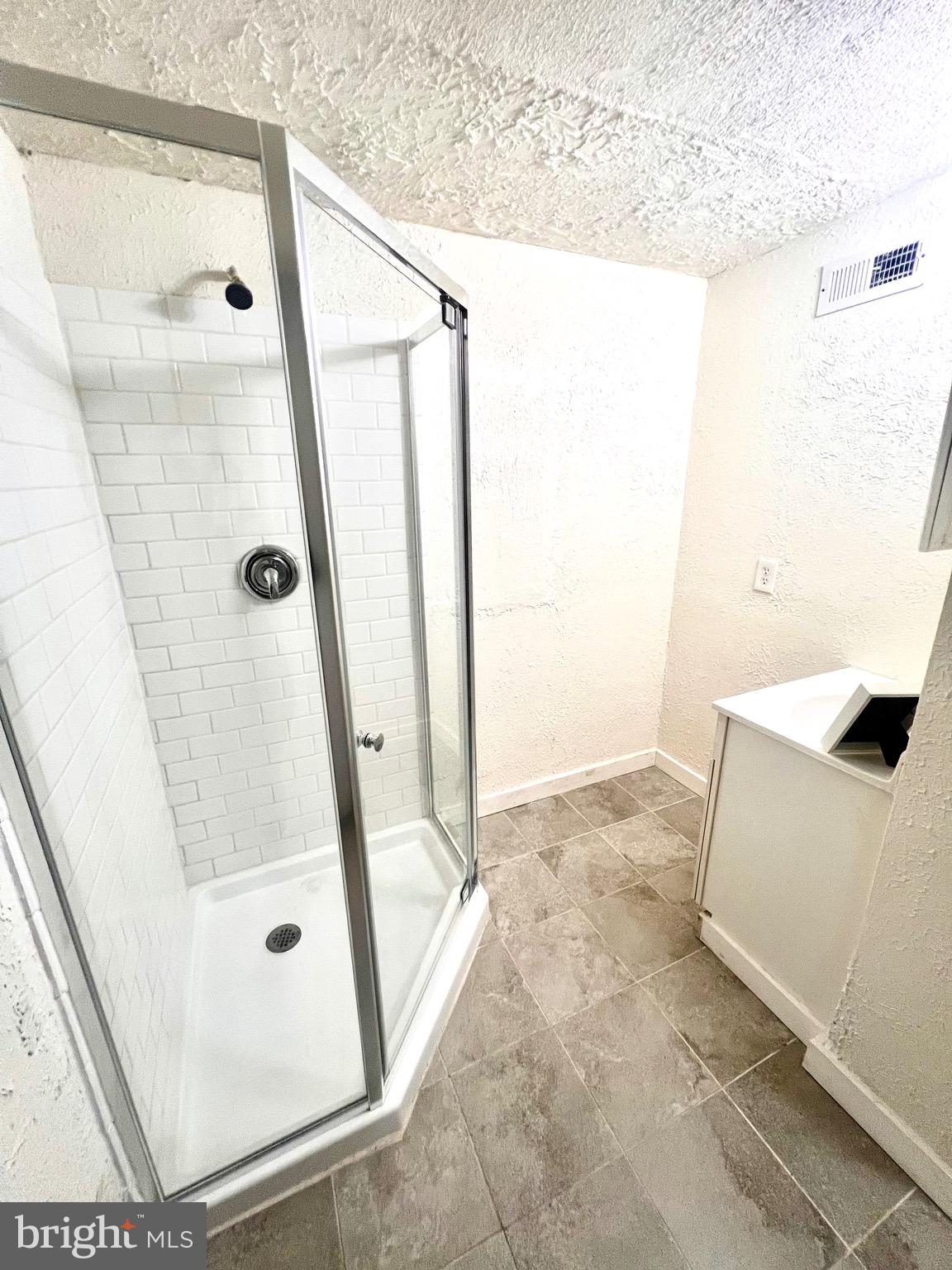 DEVILS REACH CONDOS - Residential