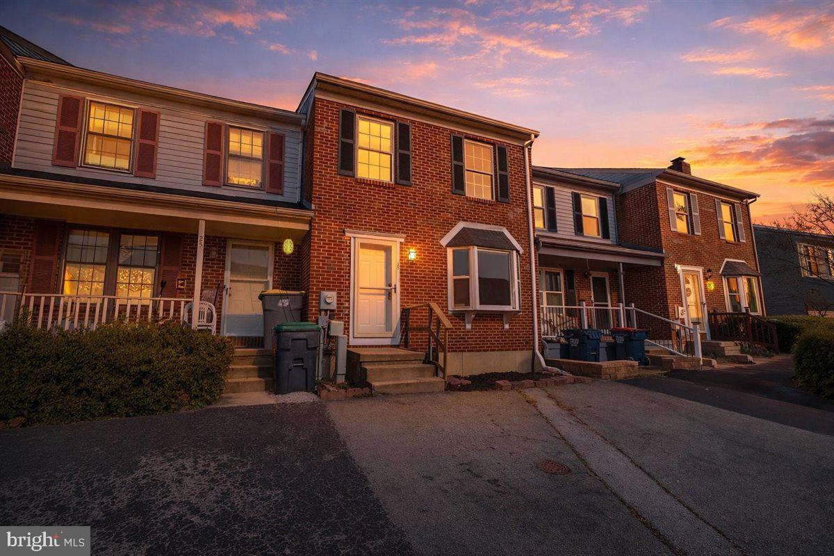 EDINBURGH VILLAS - Residential