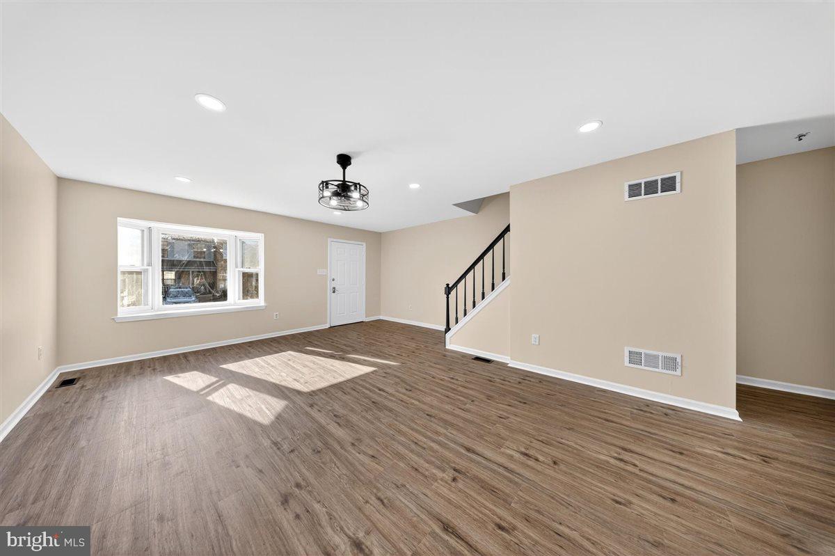 EDINBURGH VILLAS - Residential