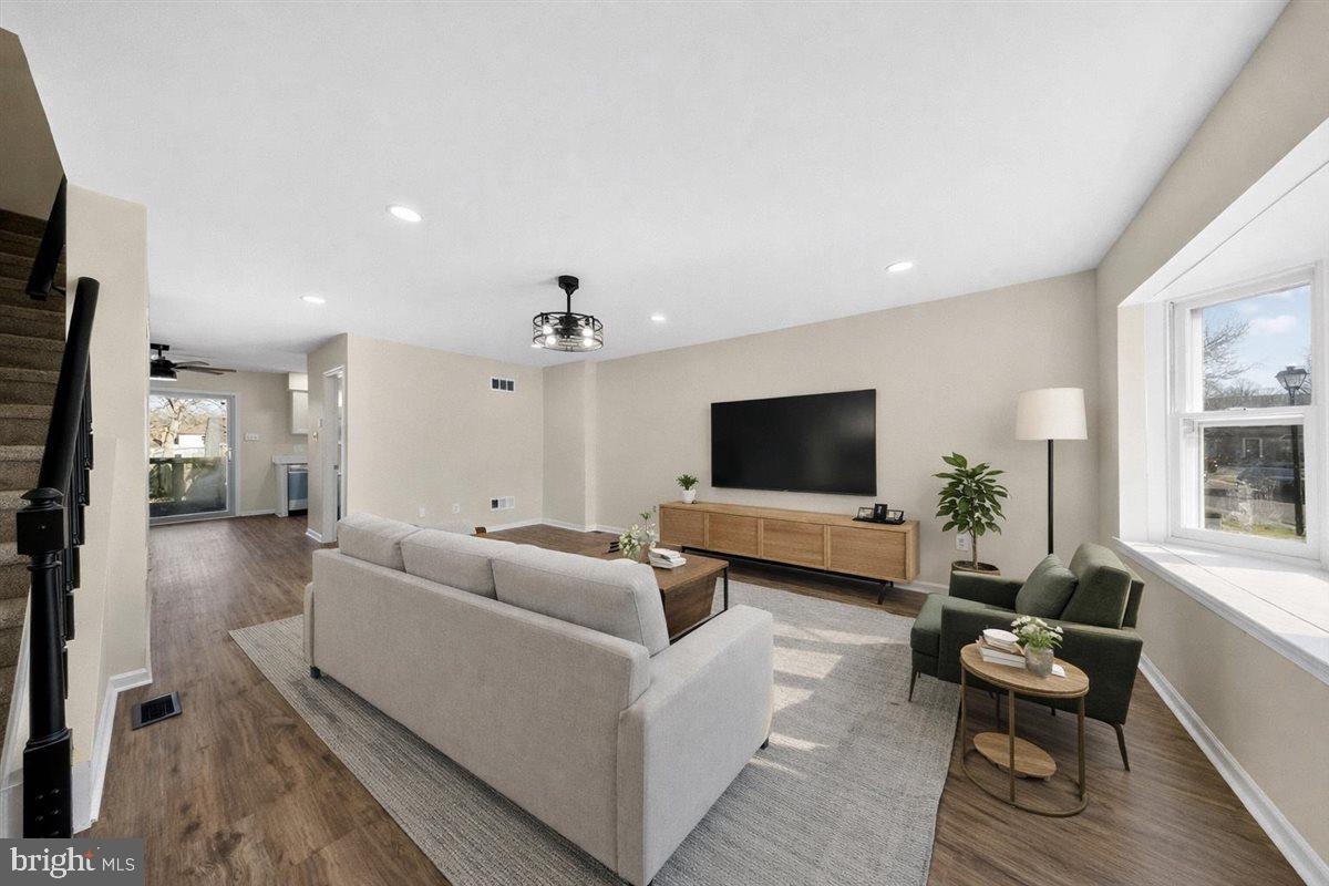 EDINBURGH VILLAS - Residential