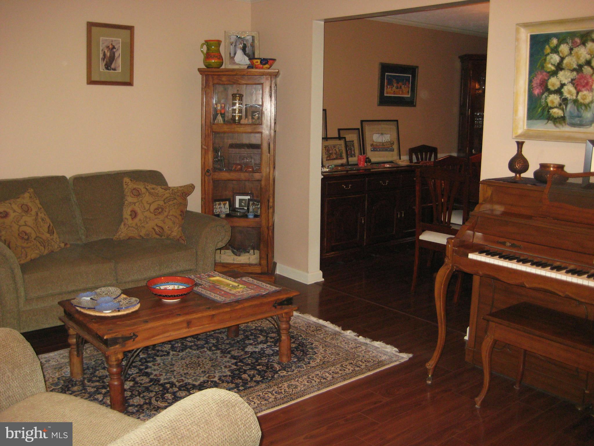 MONTEREY ESTATES - Residential Lease