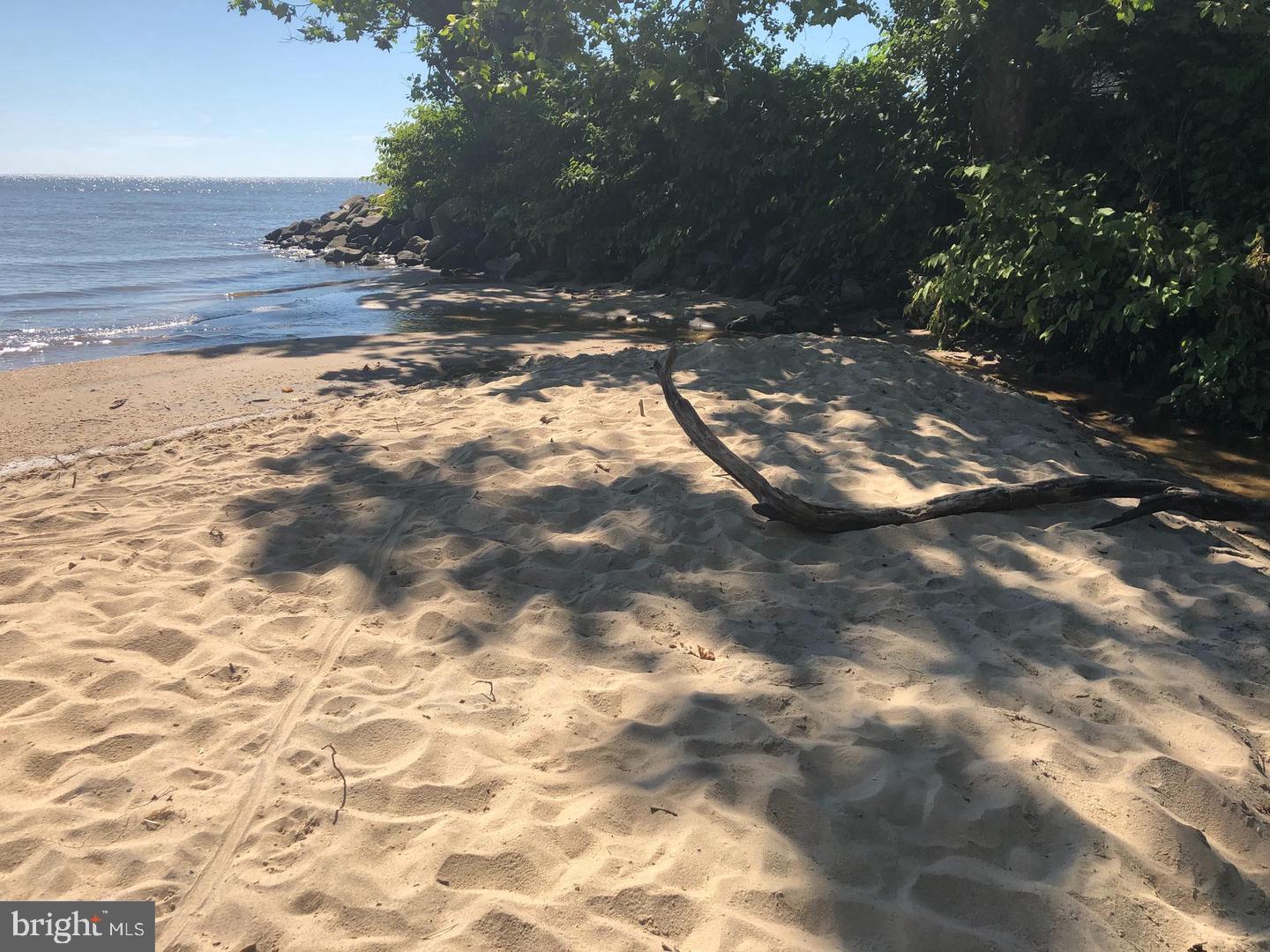 DARES BEACH - Residential Lease