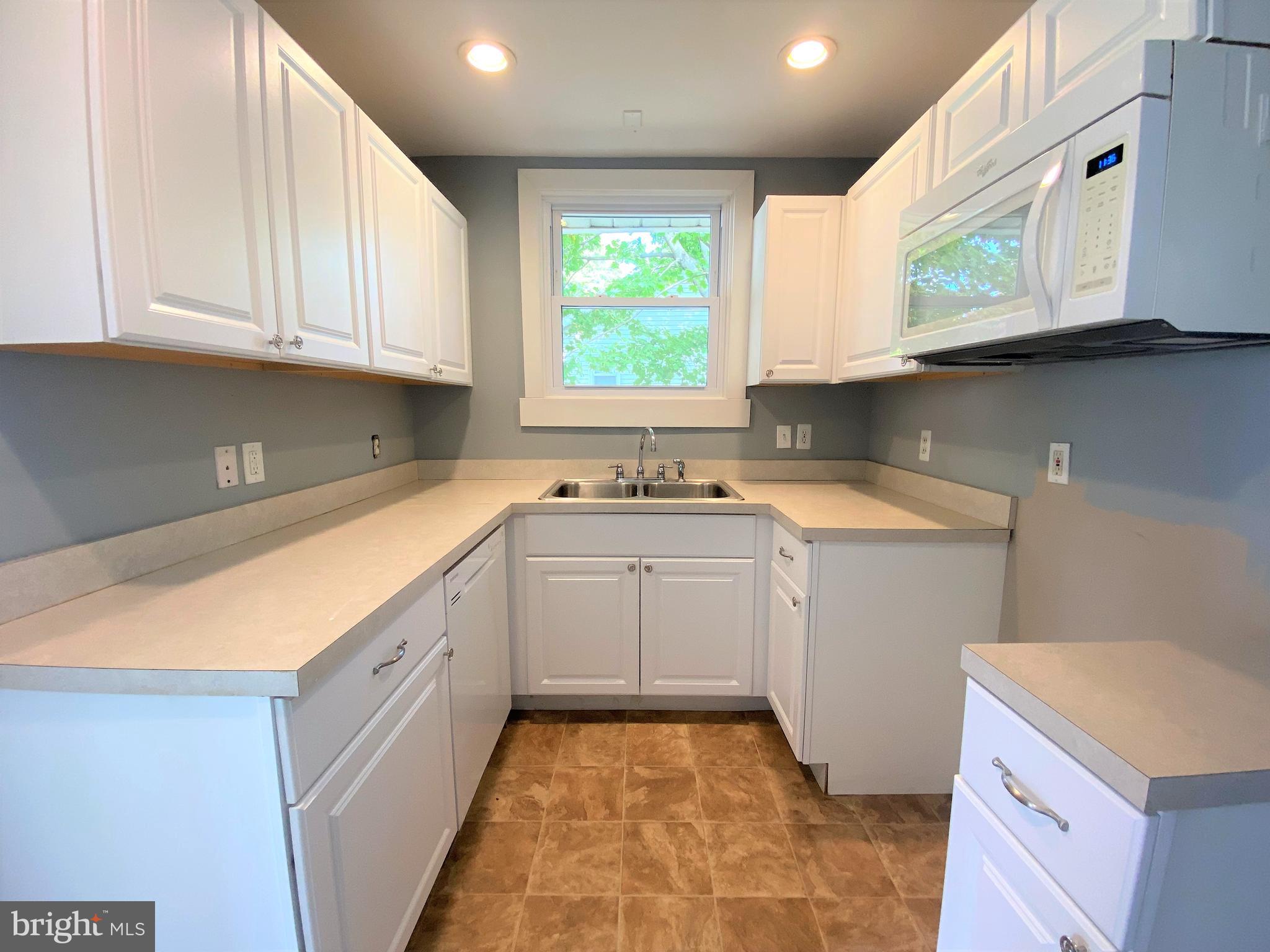 DARES BEACH - Residential Lease