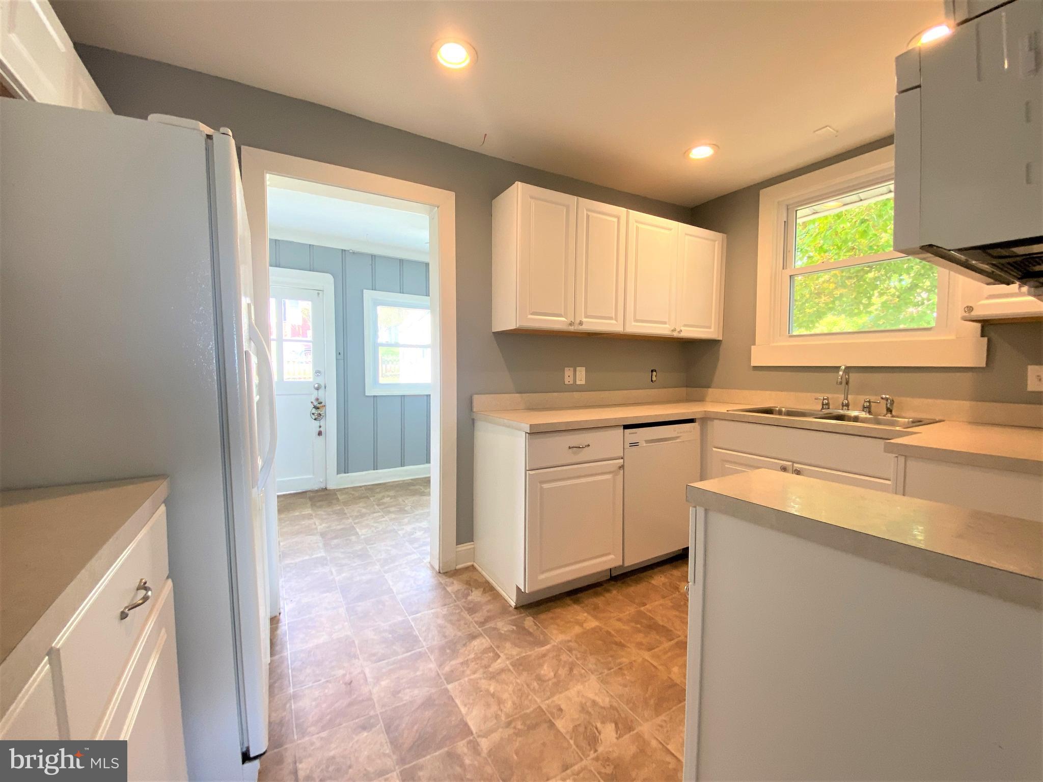 DARES BEACH - Residential Lease