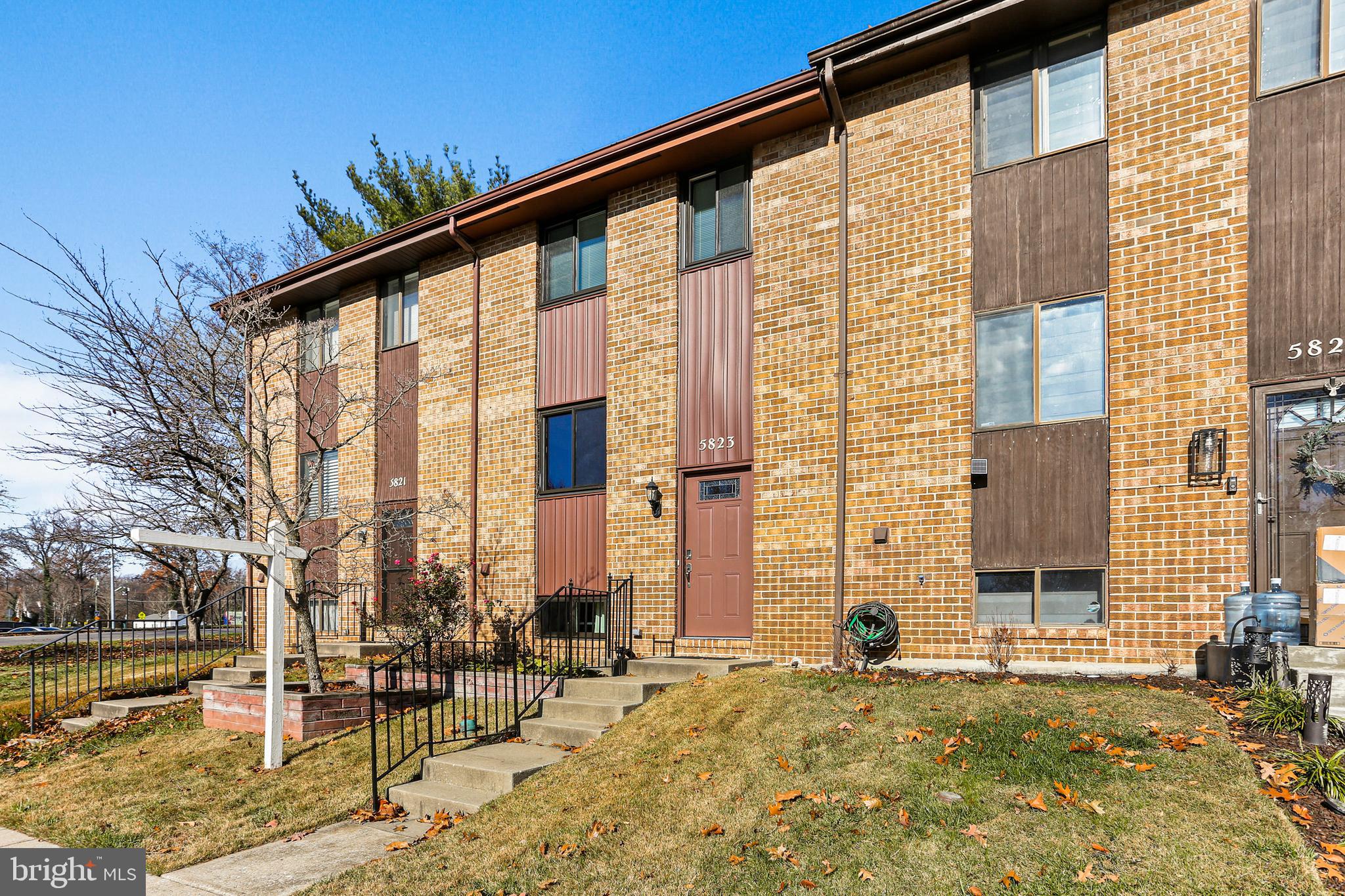 MONTGOMERY WOODS - Residential