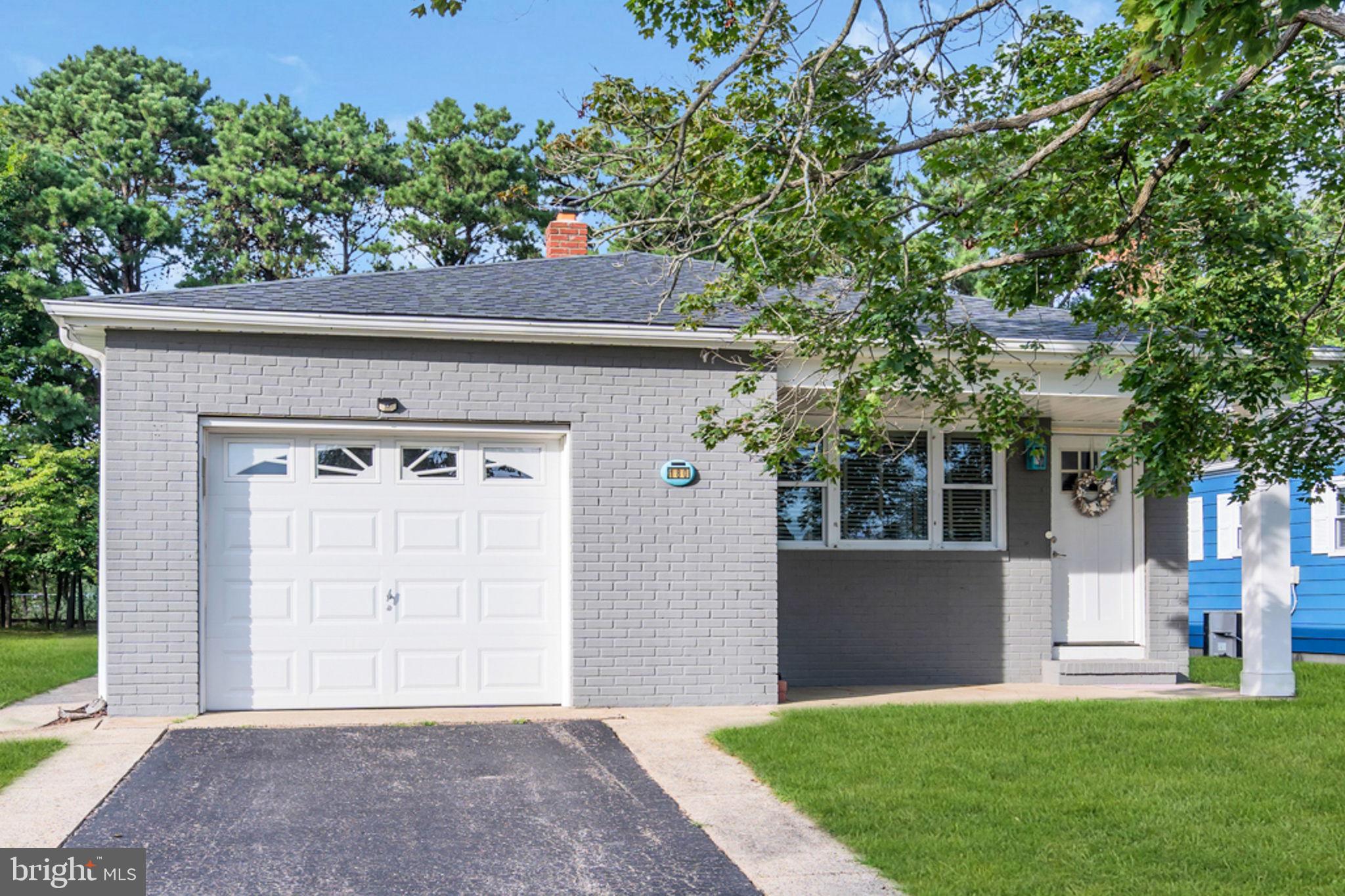180 BIABOU DRIVE