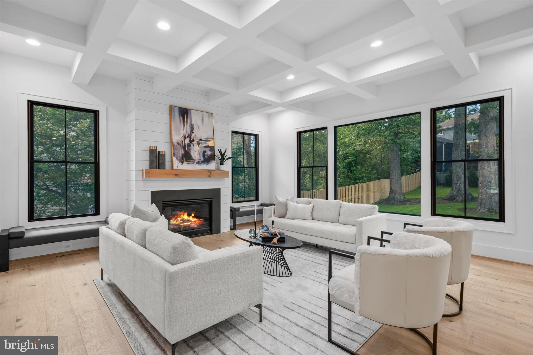 OAKWOOD - Residential