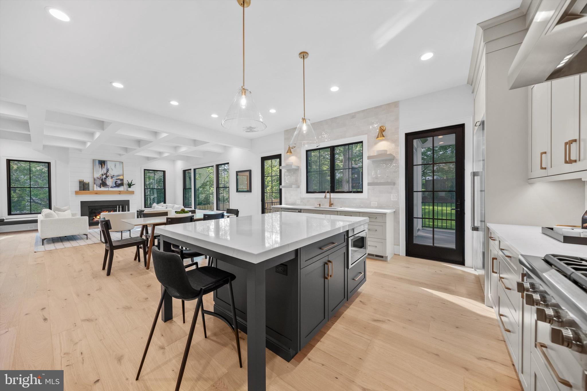 OAKWOOD - Residential