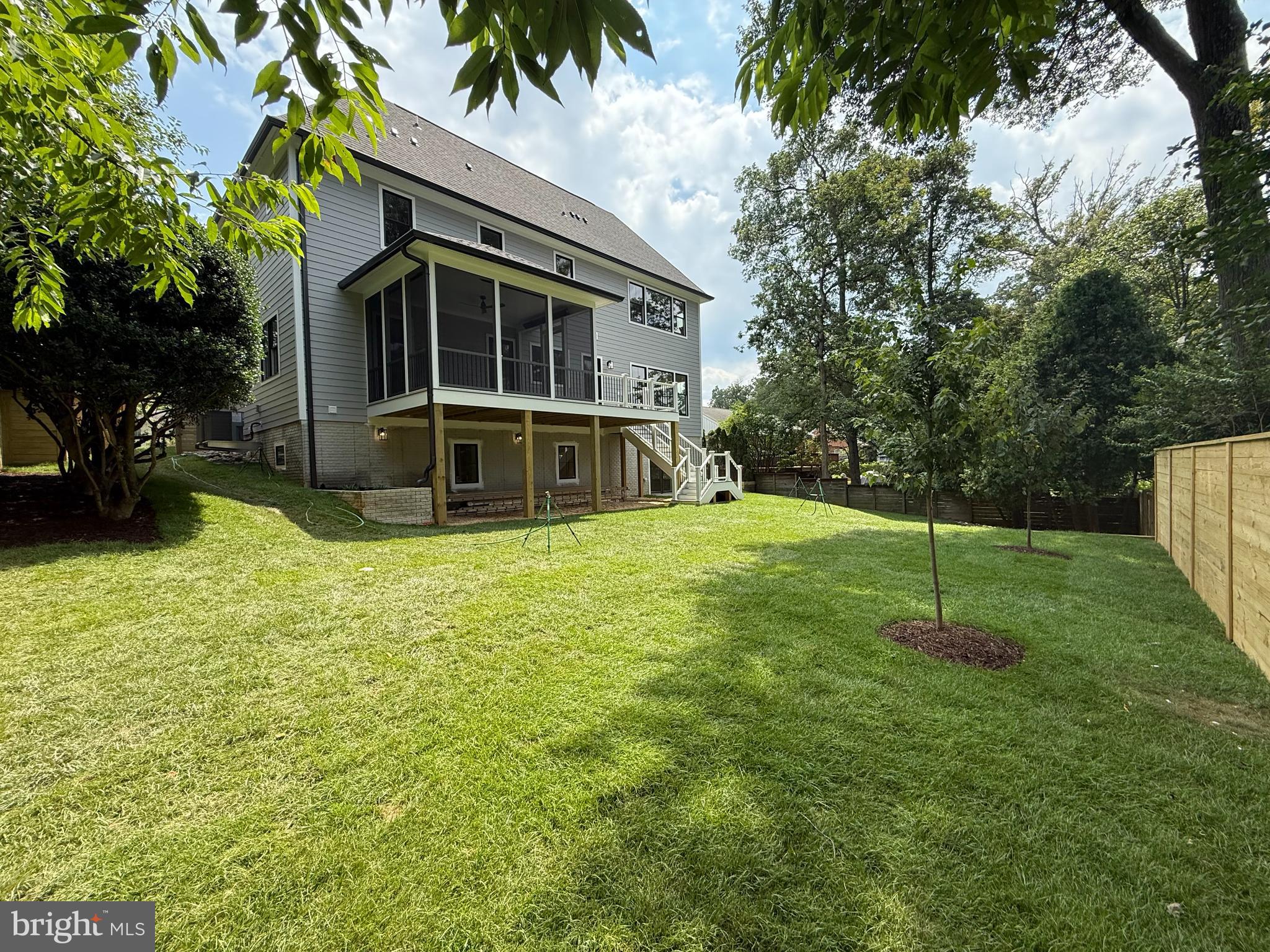 OAKWOOD - Residential