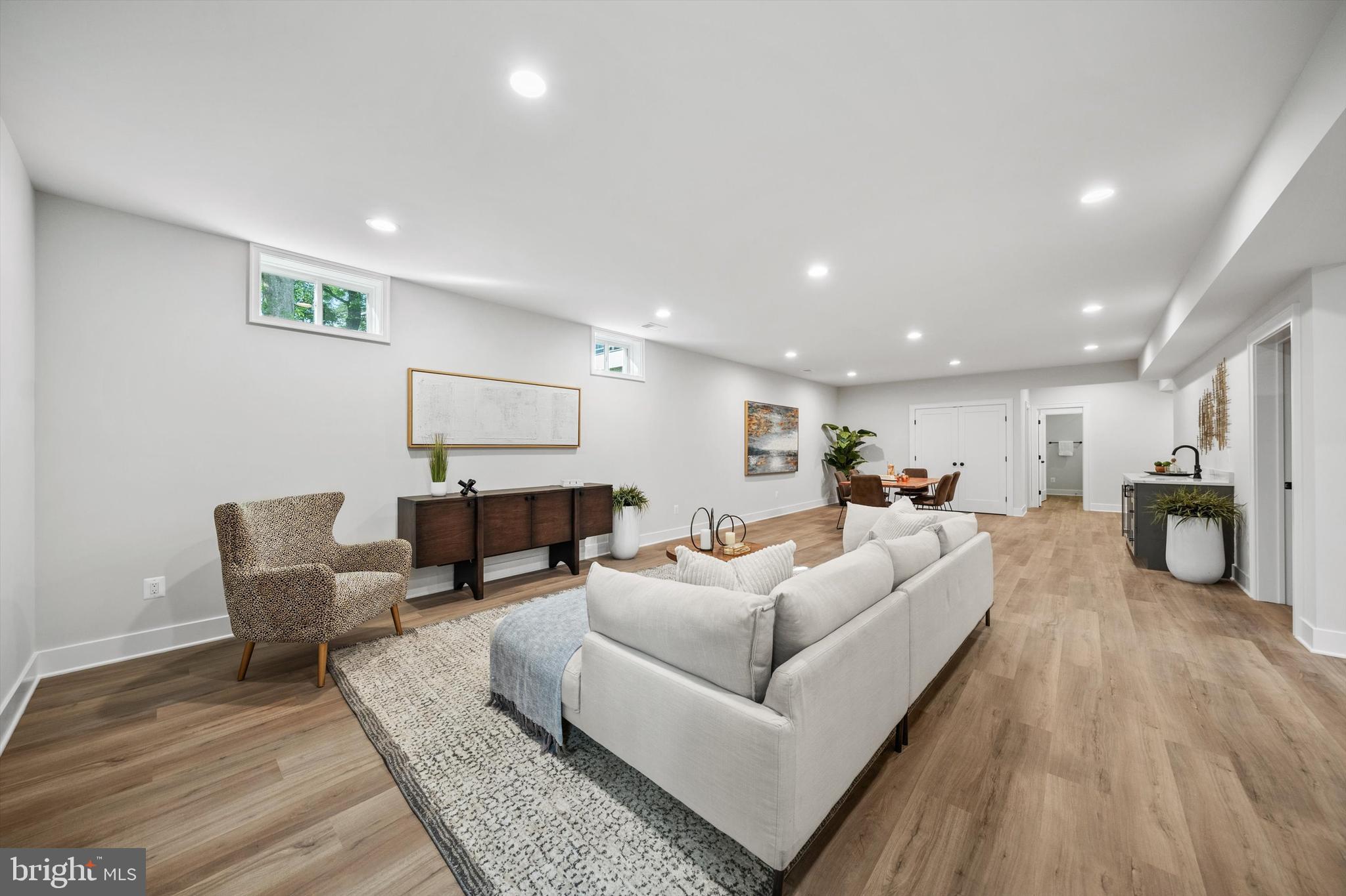 OAKWOOD - Residential