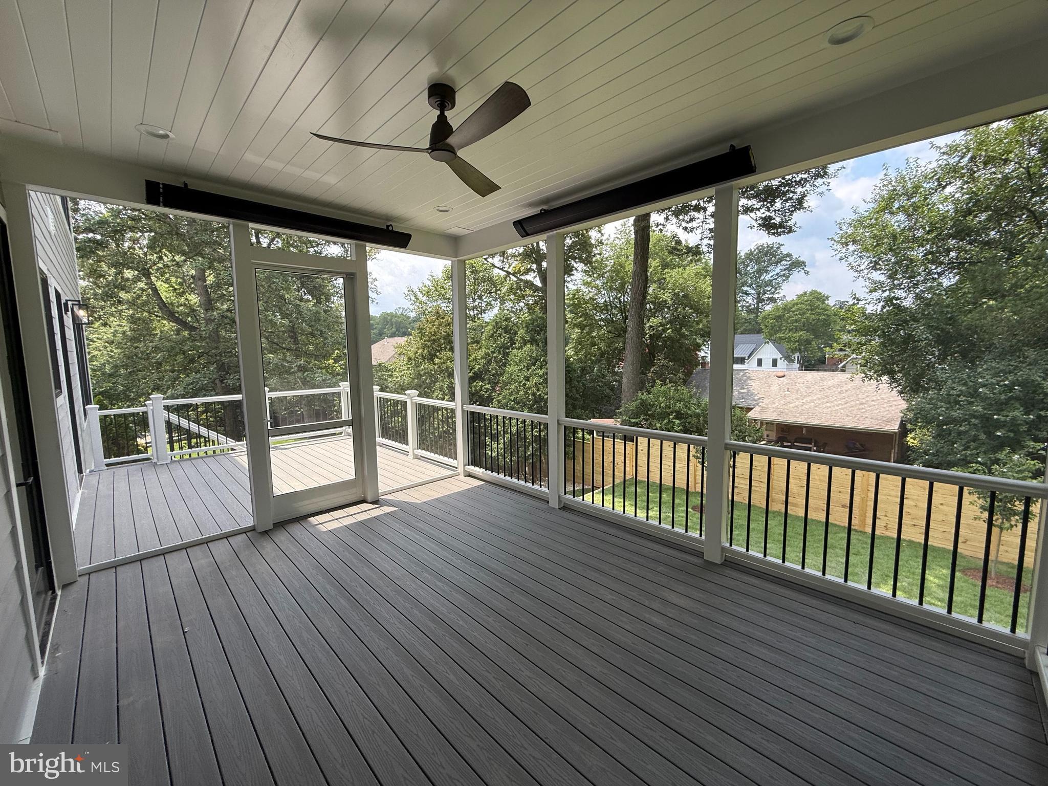 OAKWOOD - Residential